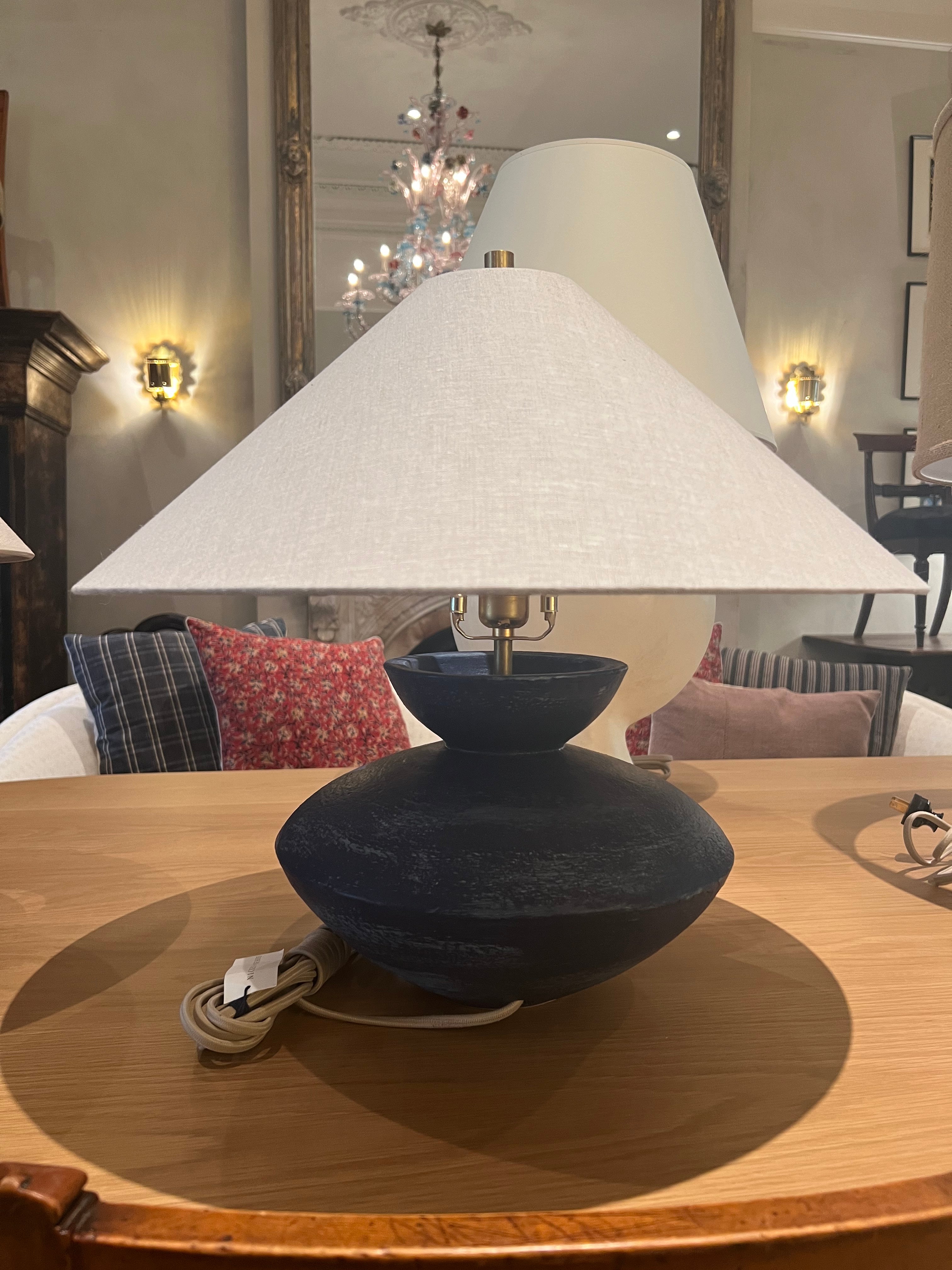 JACOB LAMP IN LAPIS