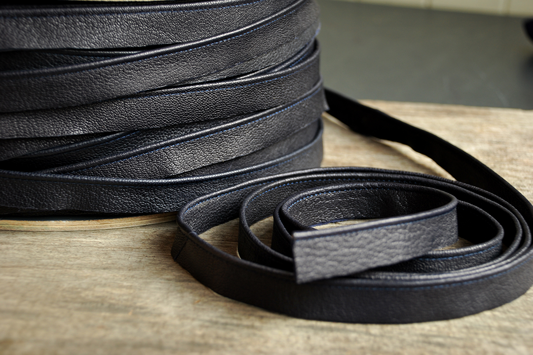 Fine Leather Piping, Ink