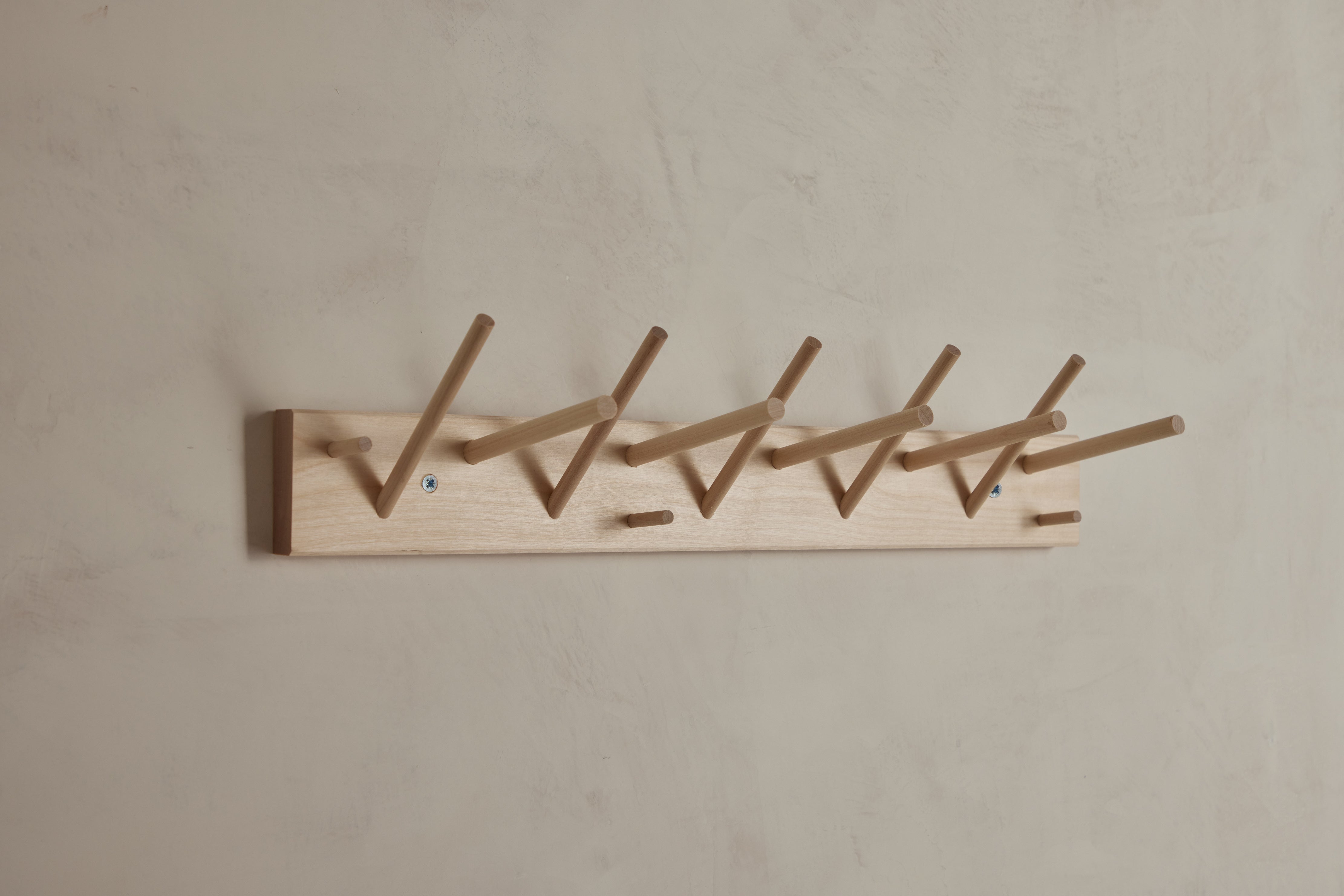 Iris Hantverk Wood Peg Rack