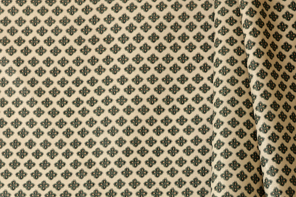 Knurl Linen in Fir