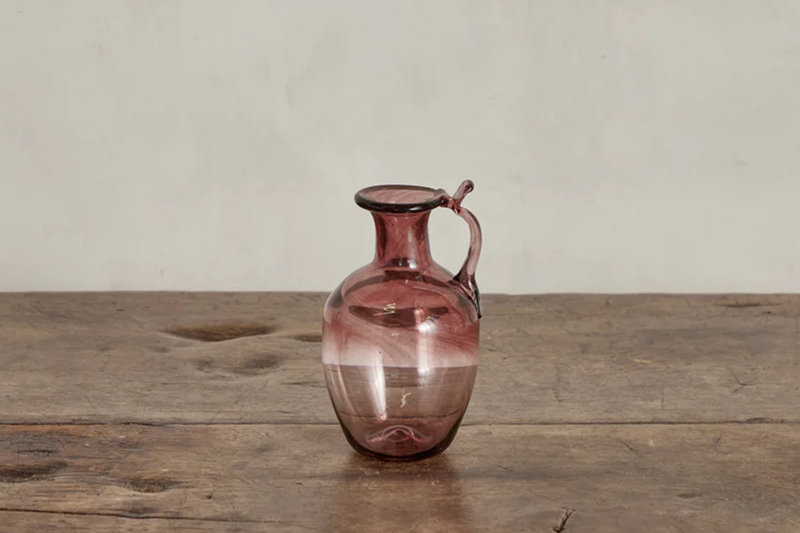 La Soufflerie Amour Avec Anse Vase in Framboise