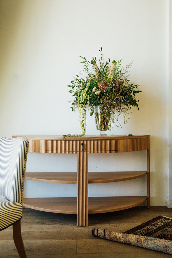 Demilune Console