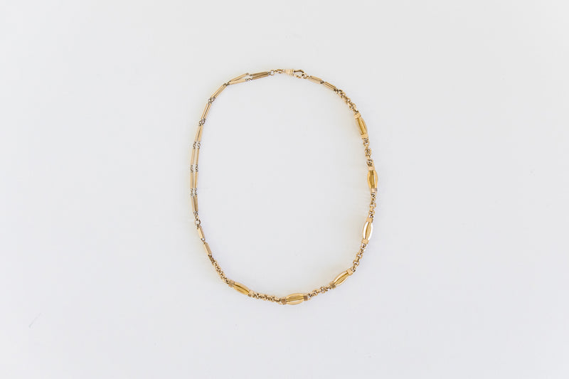 Suzanne Donegan, Collection of Chains