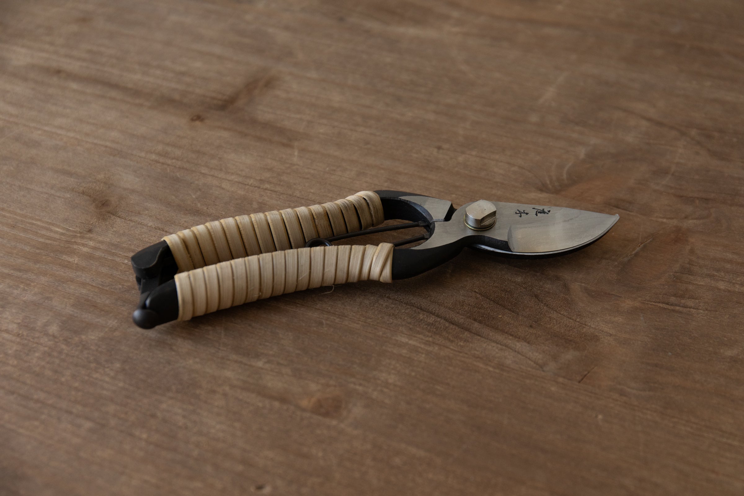 Fujimaki Rattan Secateurs