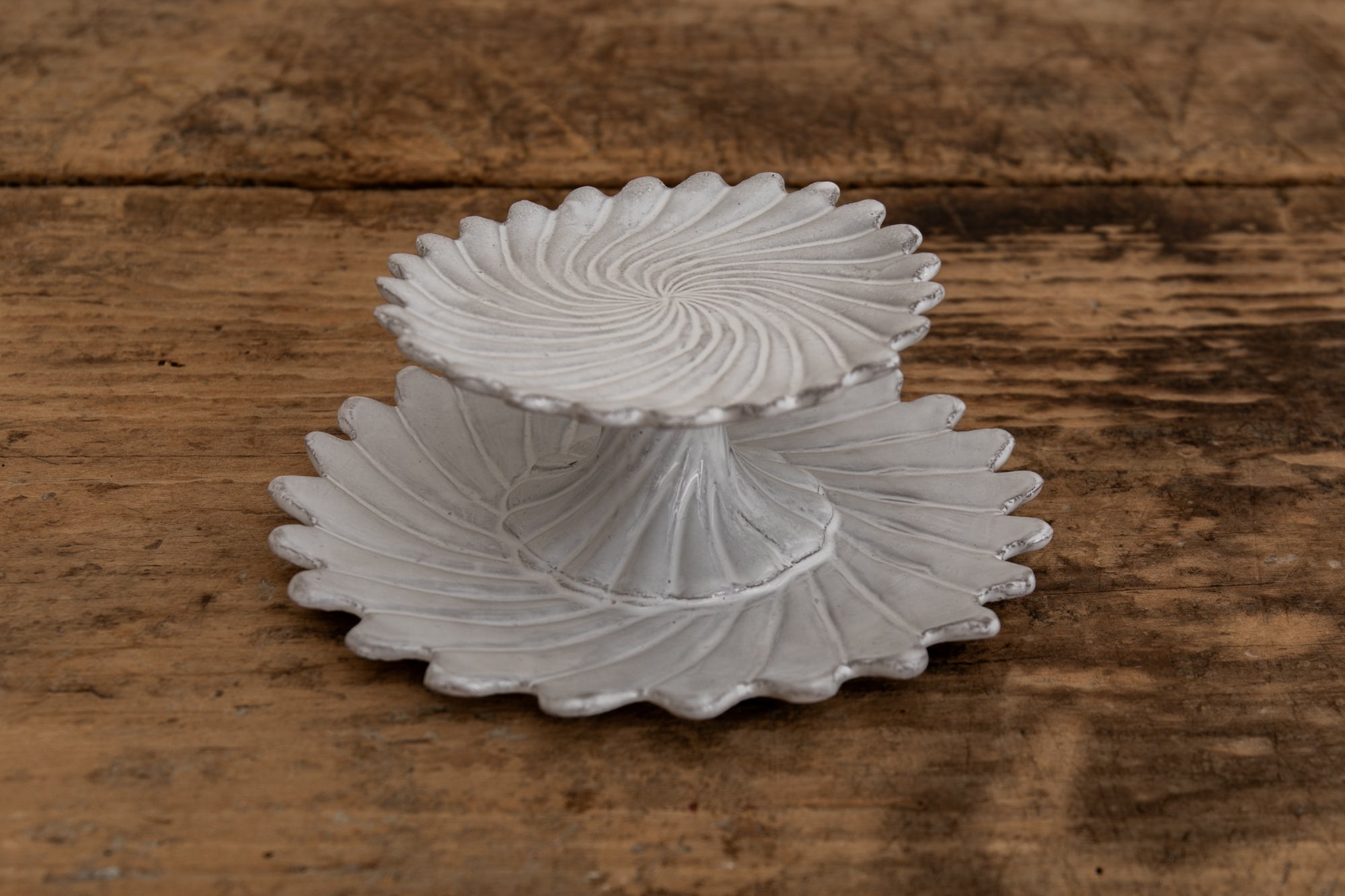 Twisted Two Level Cake Stand