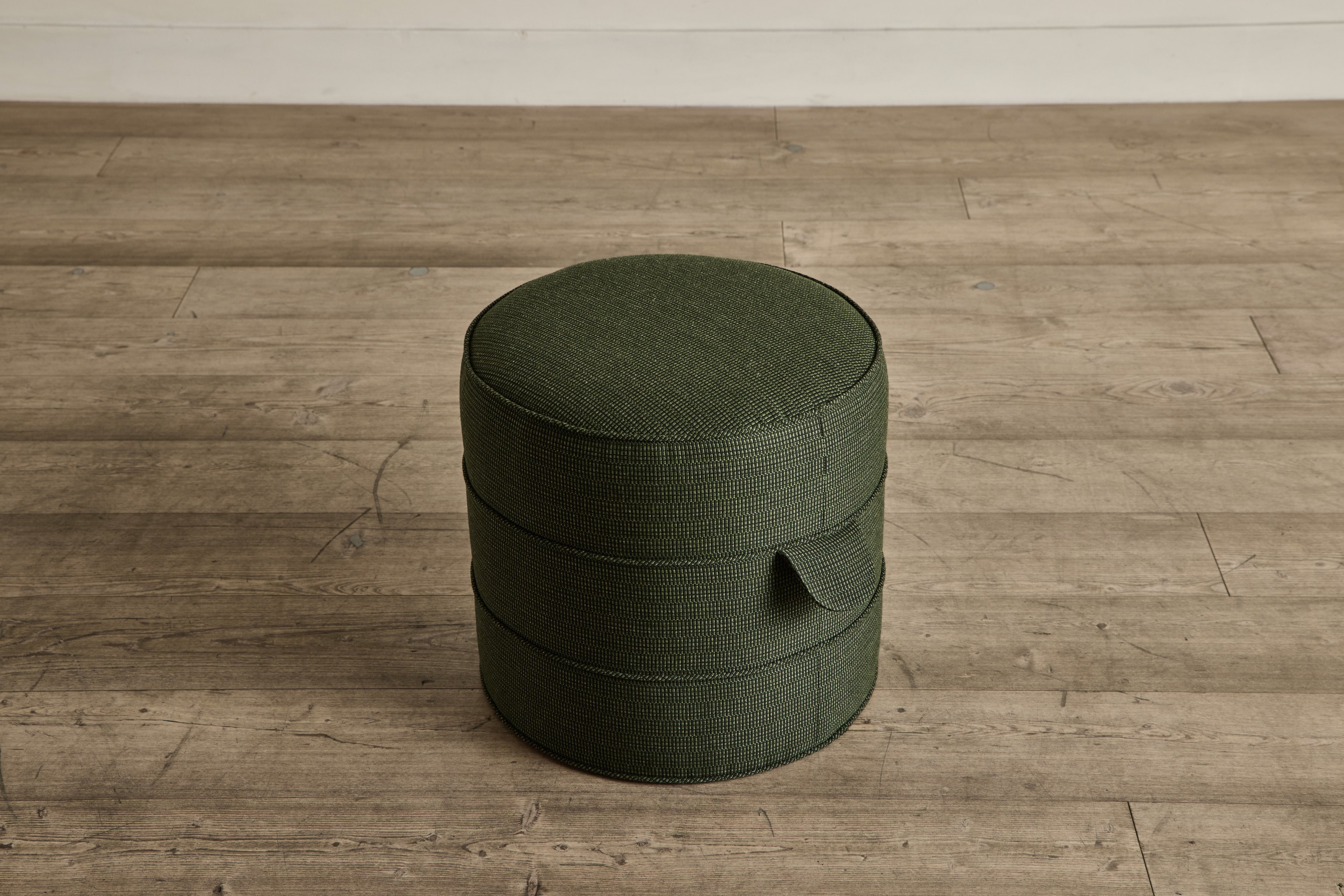 Outdoor Round Hassock, 17"