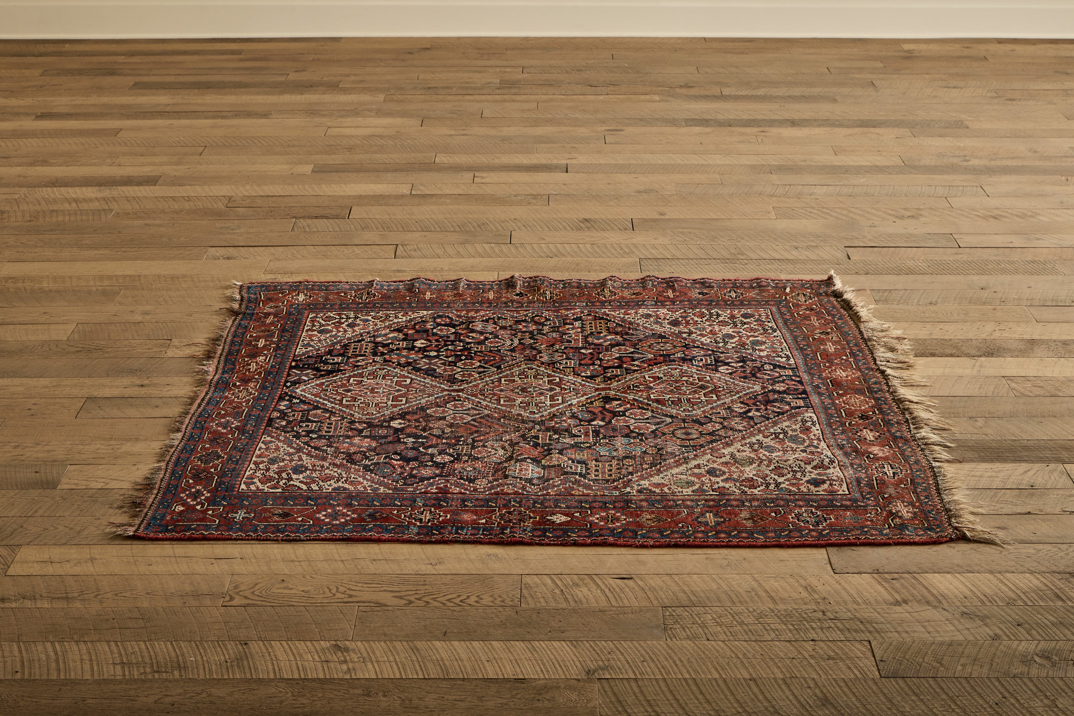 Persian Shiraz Rug 5’3 X 6’