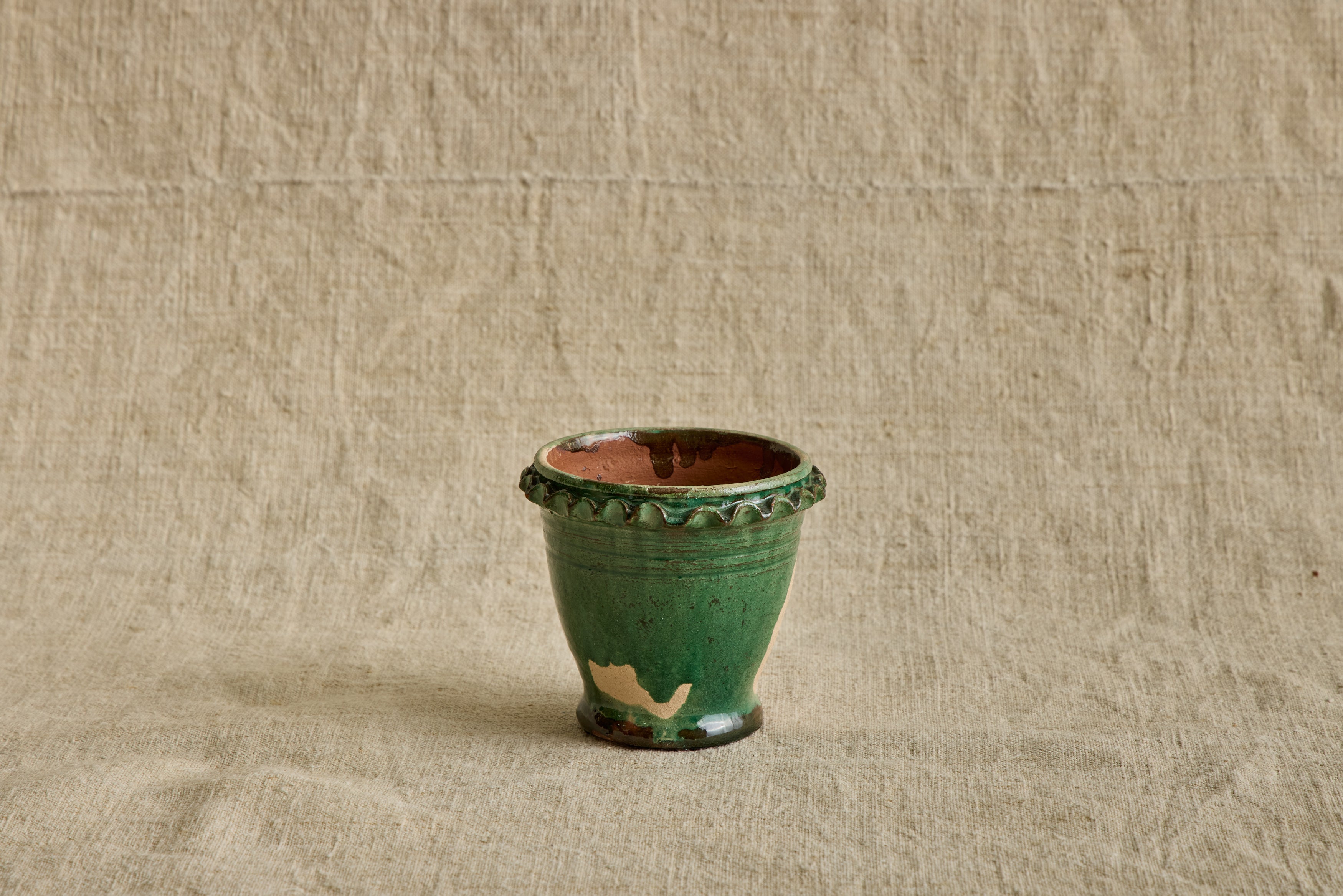 Mini Green Scalloped Garden Pot