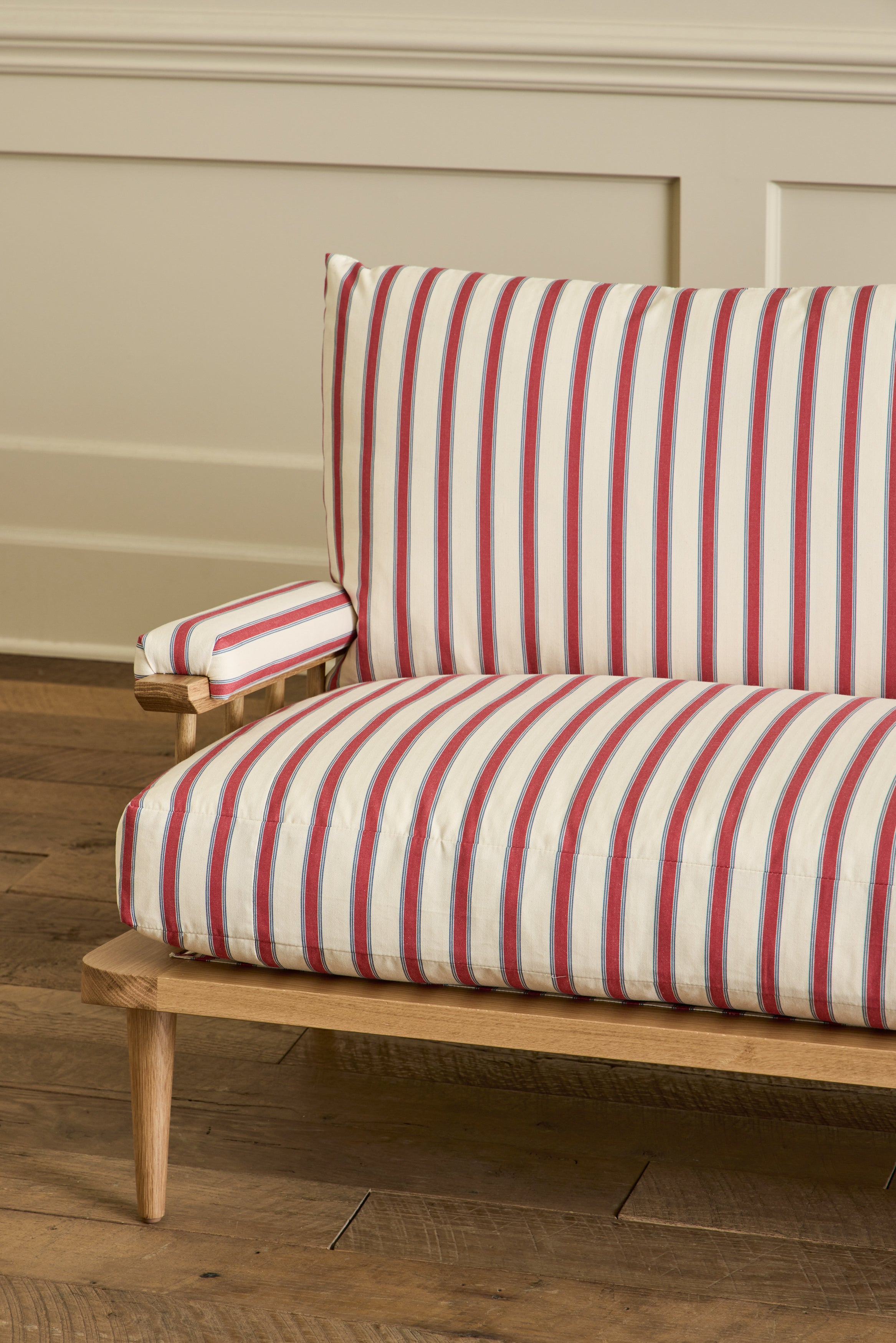 Spindle Back Viewing Settee Nickey Kehoe Shop
