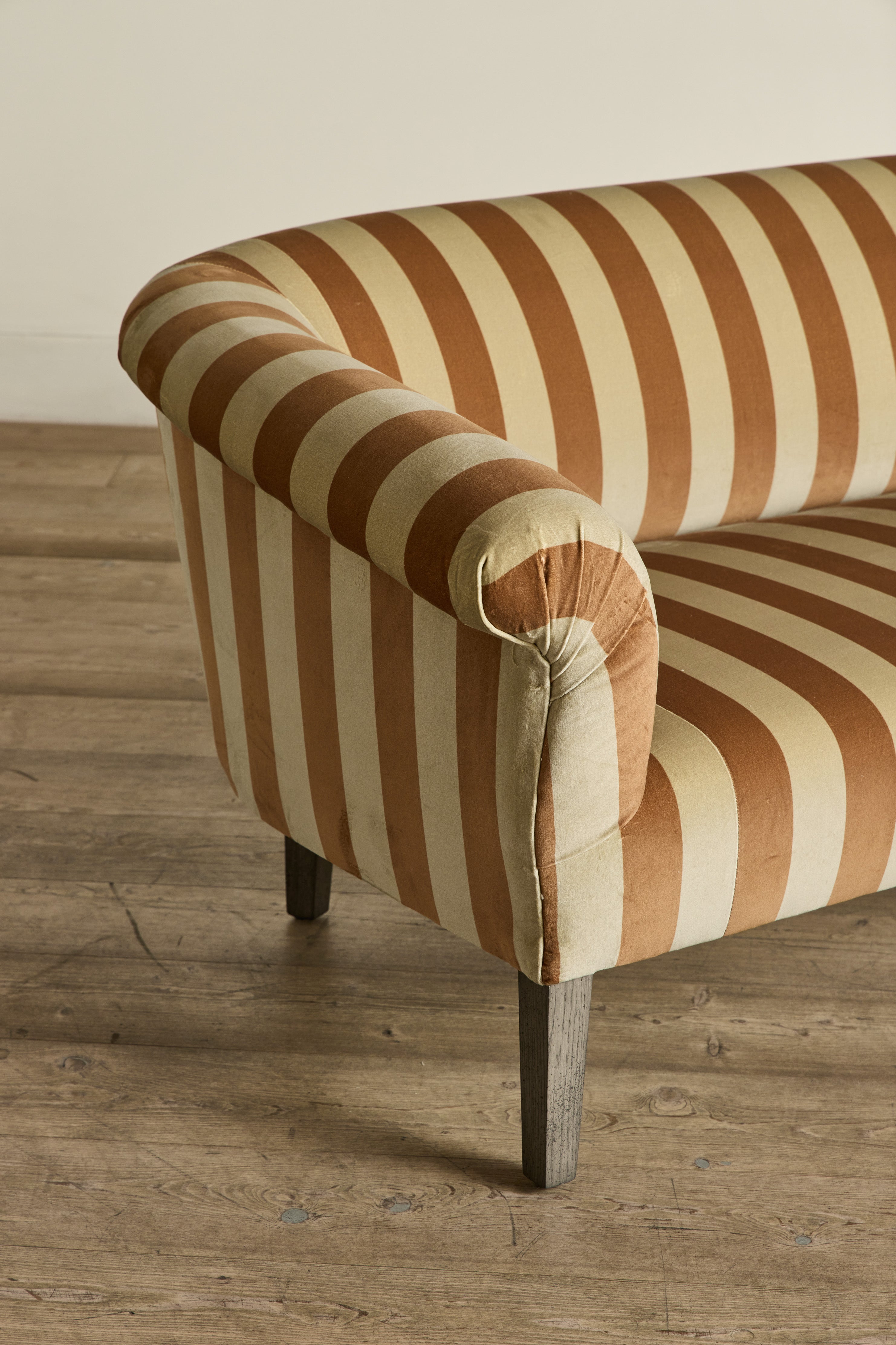 Low Back Settee, 72"