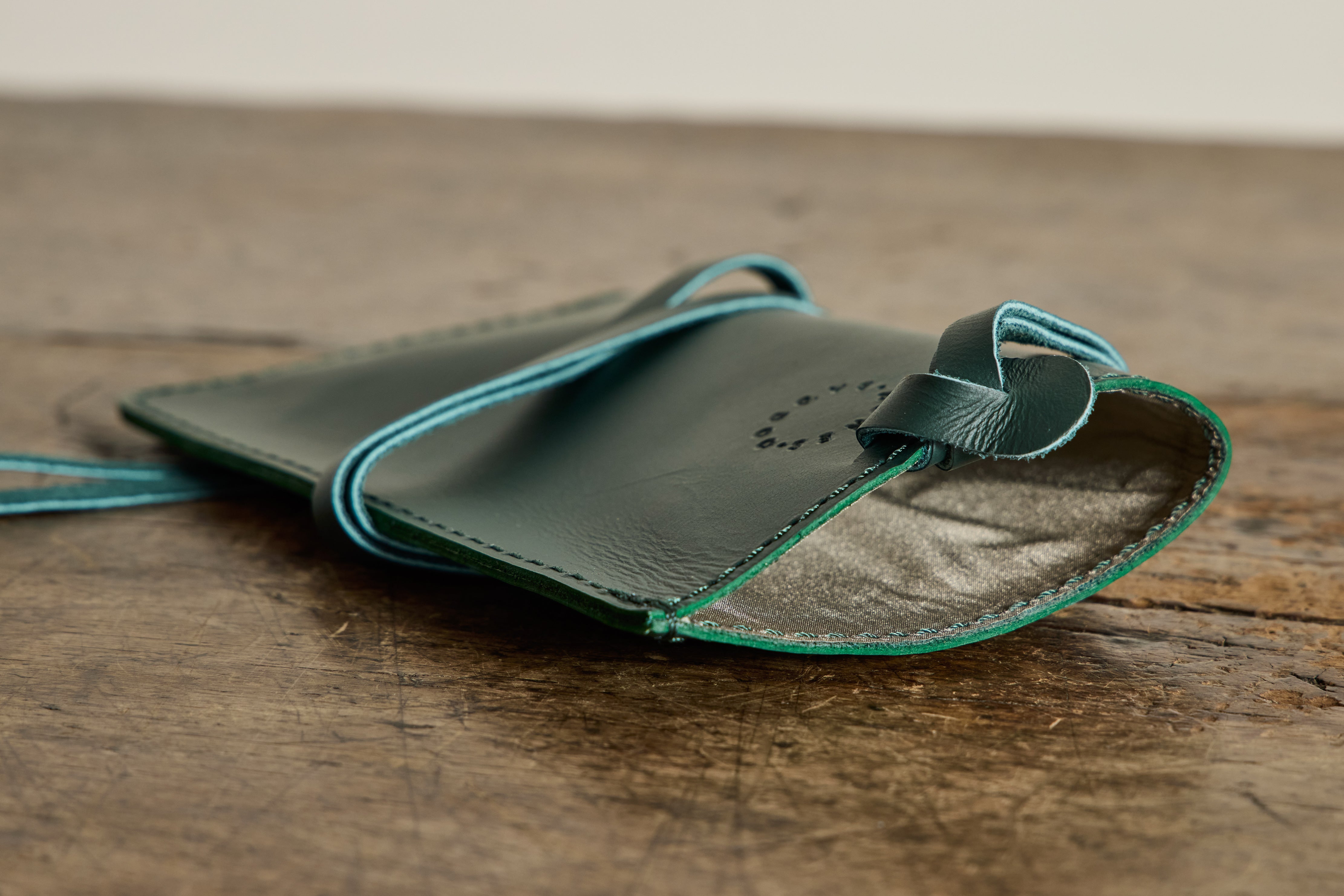 Eyeglasses/Phone Sac in Forest Mellow