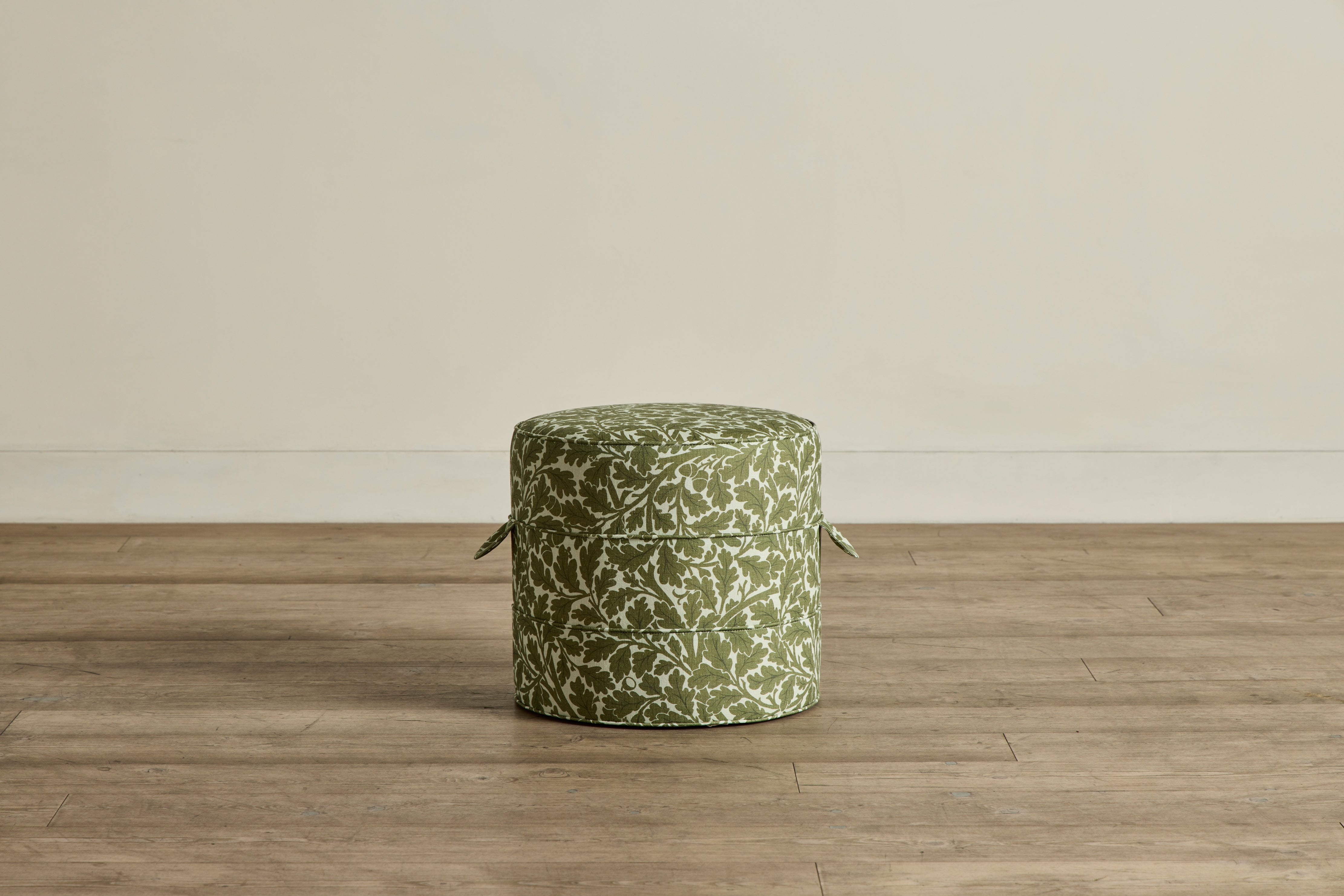 Round Hassock, 17"