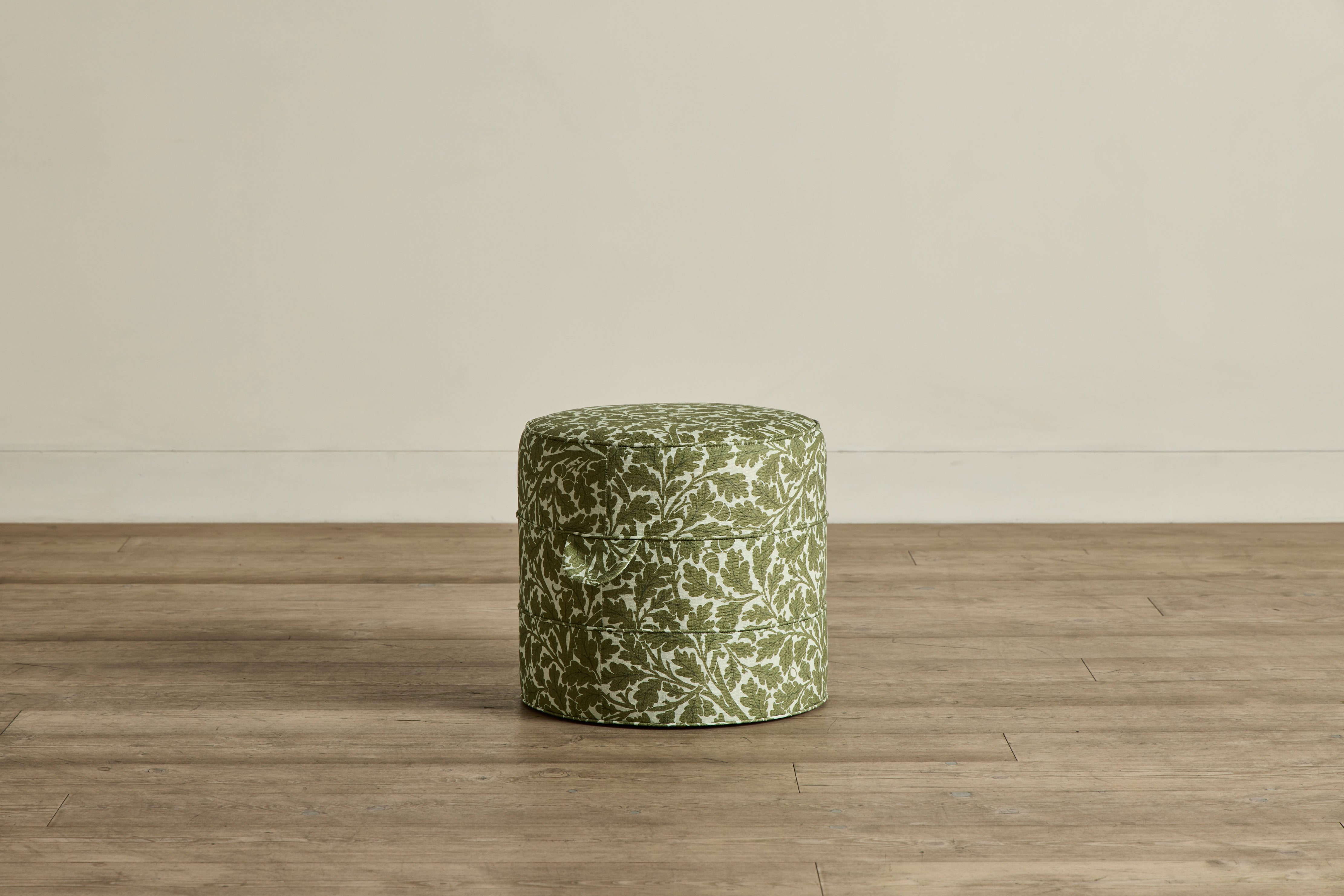 Round Hassock, 17"