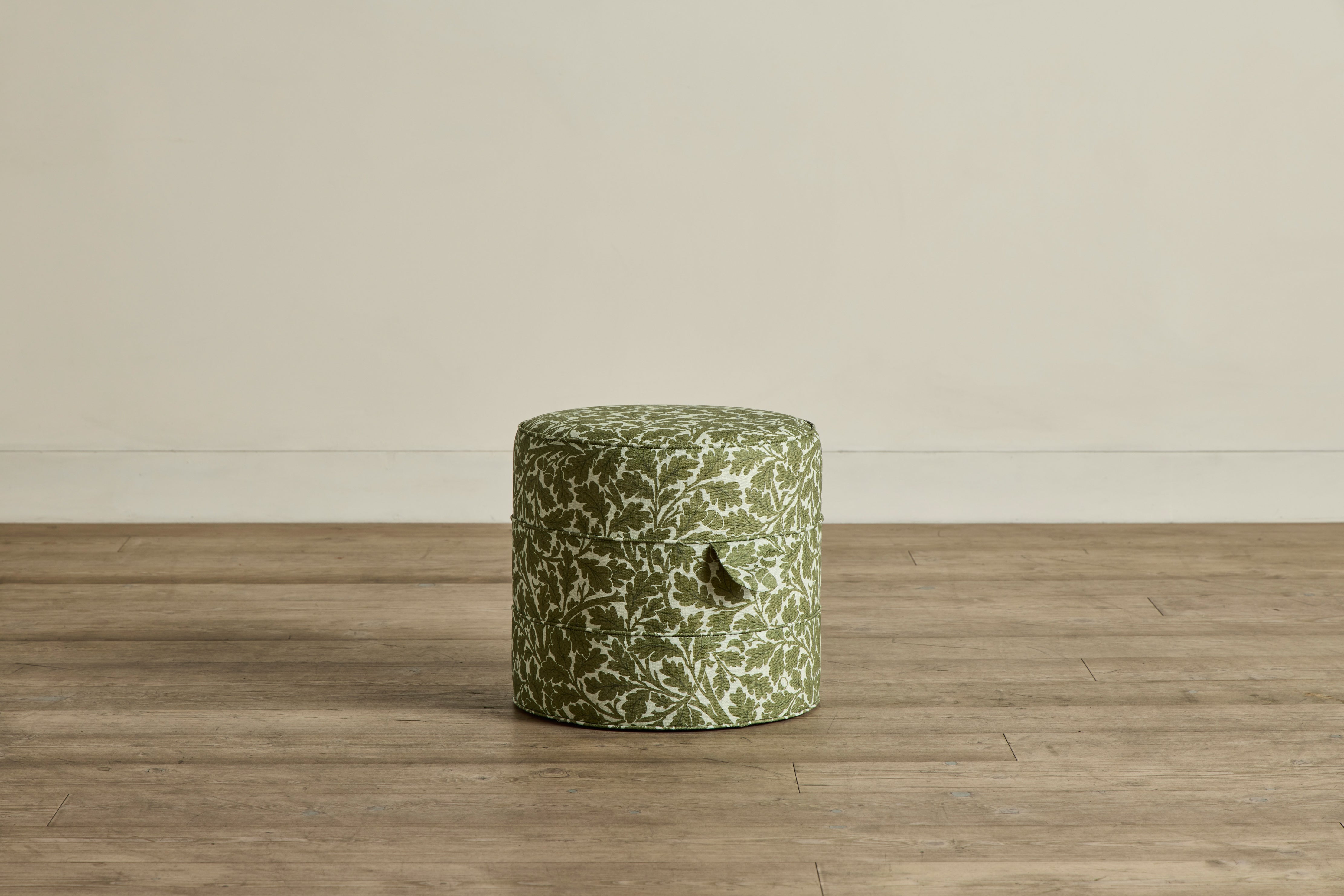 Round Hassock, 17"