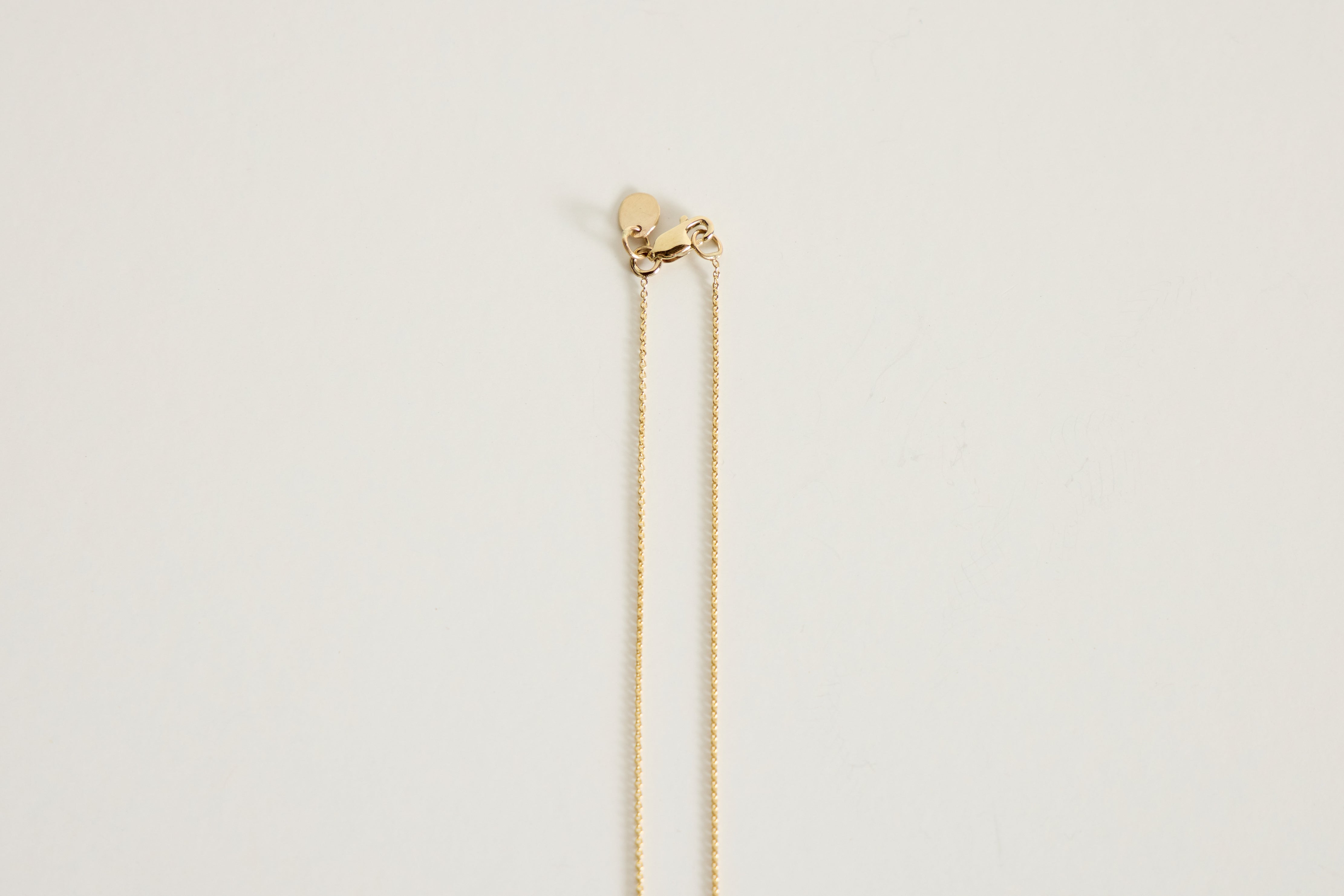 Cas Necklace with 3 Diamonds