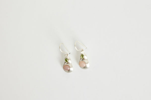 Pair of Chromatic Earrings