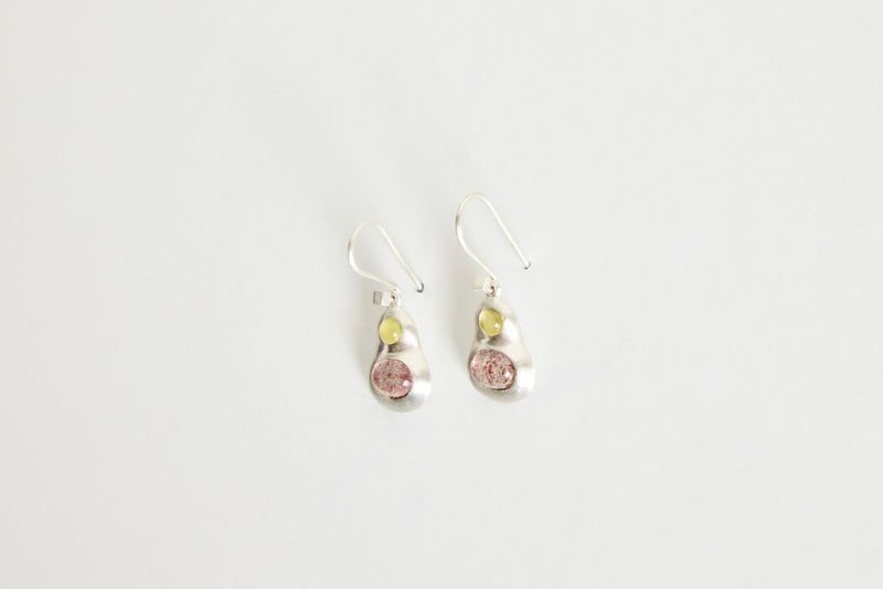 Pair of Chromatic Earrings