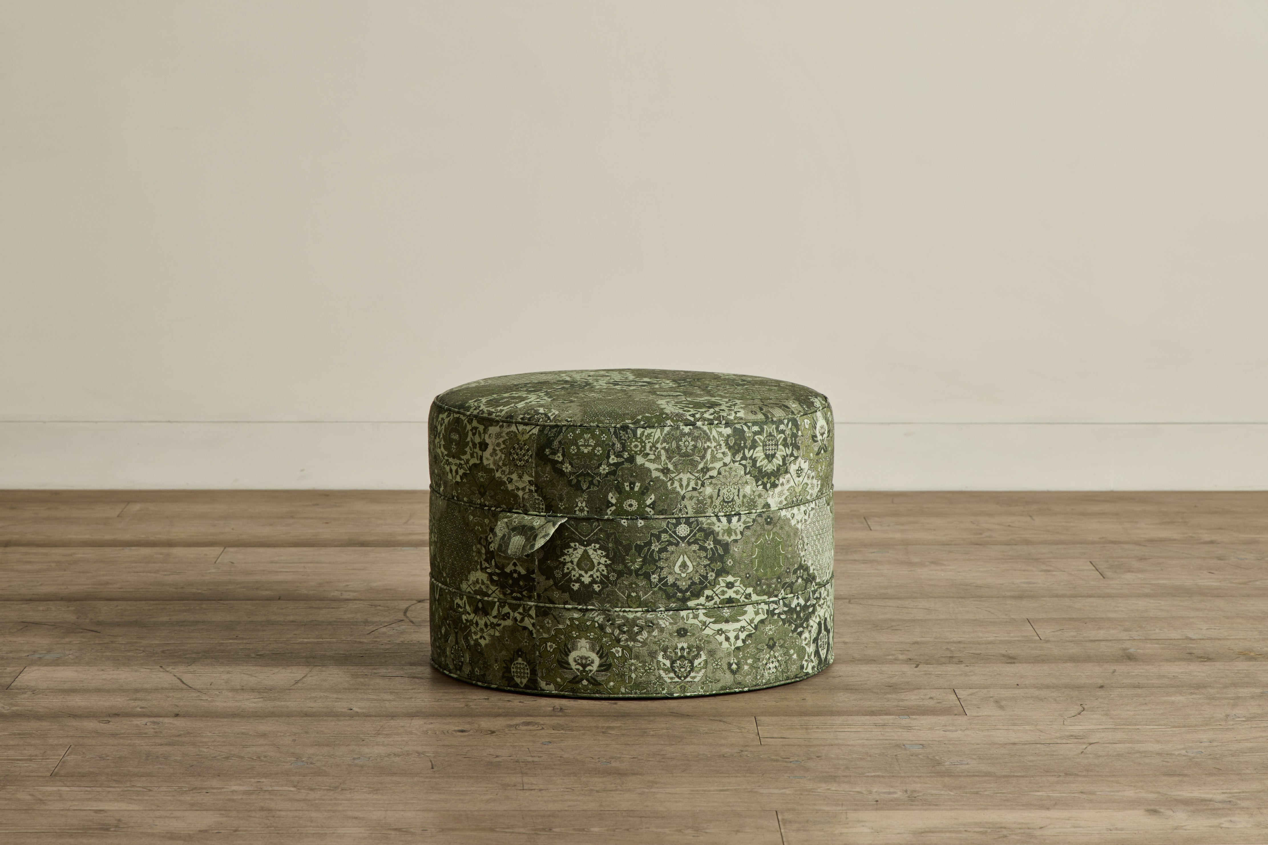 Round Hassock, 24"