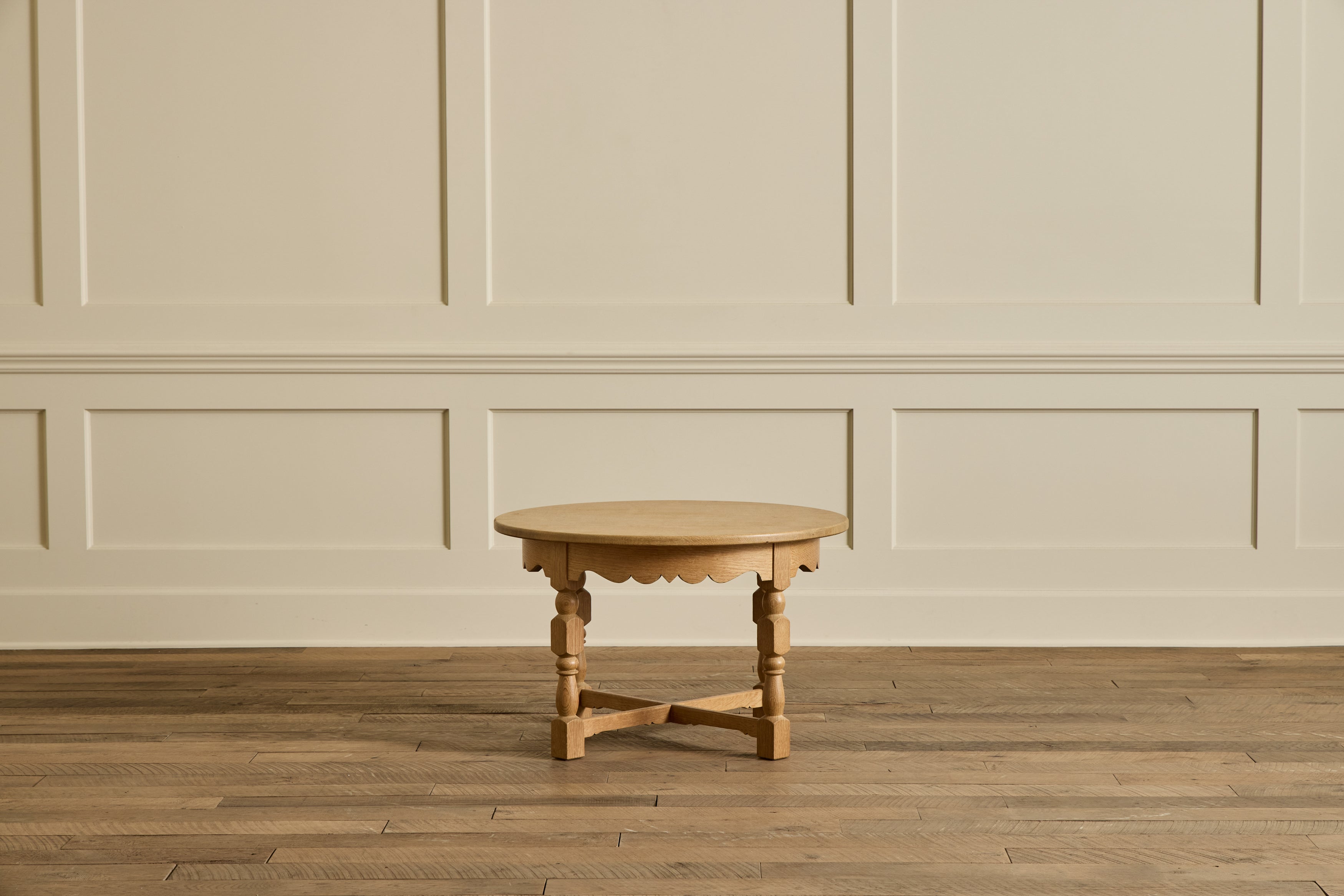 Kjaernulf Round Oak Side Table