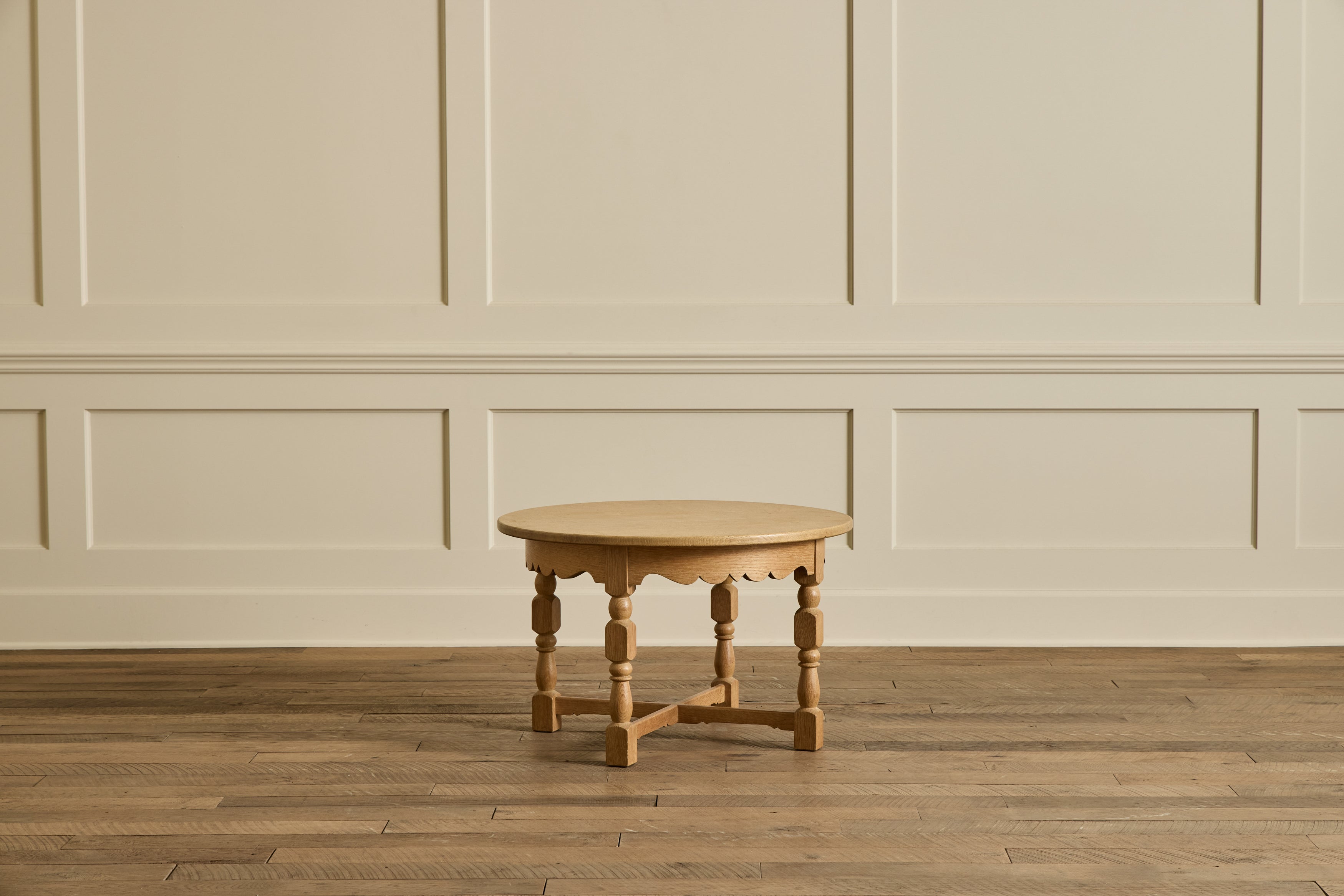 Kjaernulf Round Oak Side Table