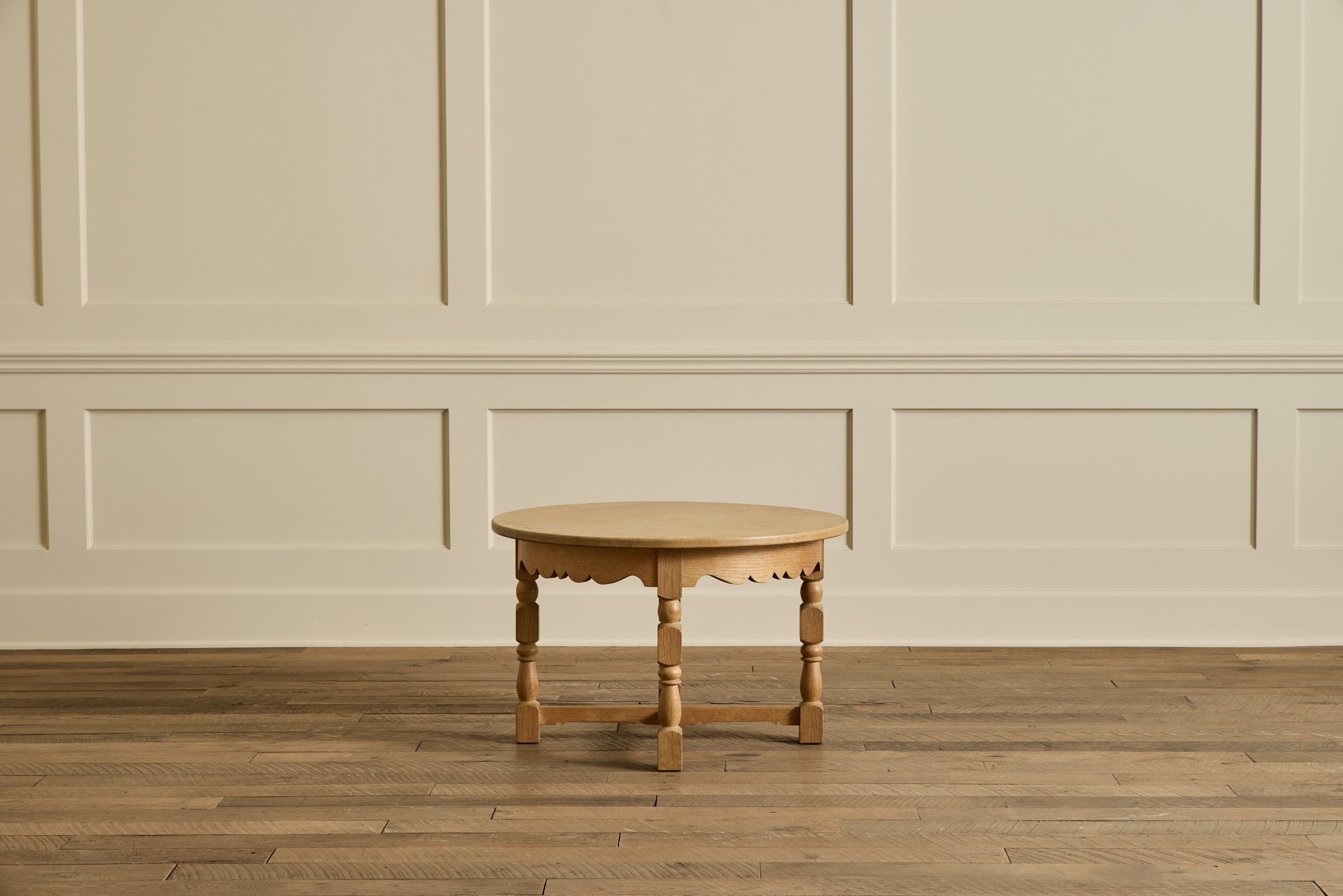 Kjaernulf Round Oak Side Table
