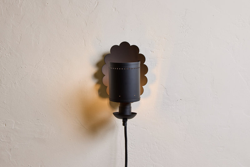 Scallop Sconce Shield