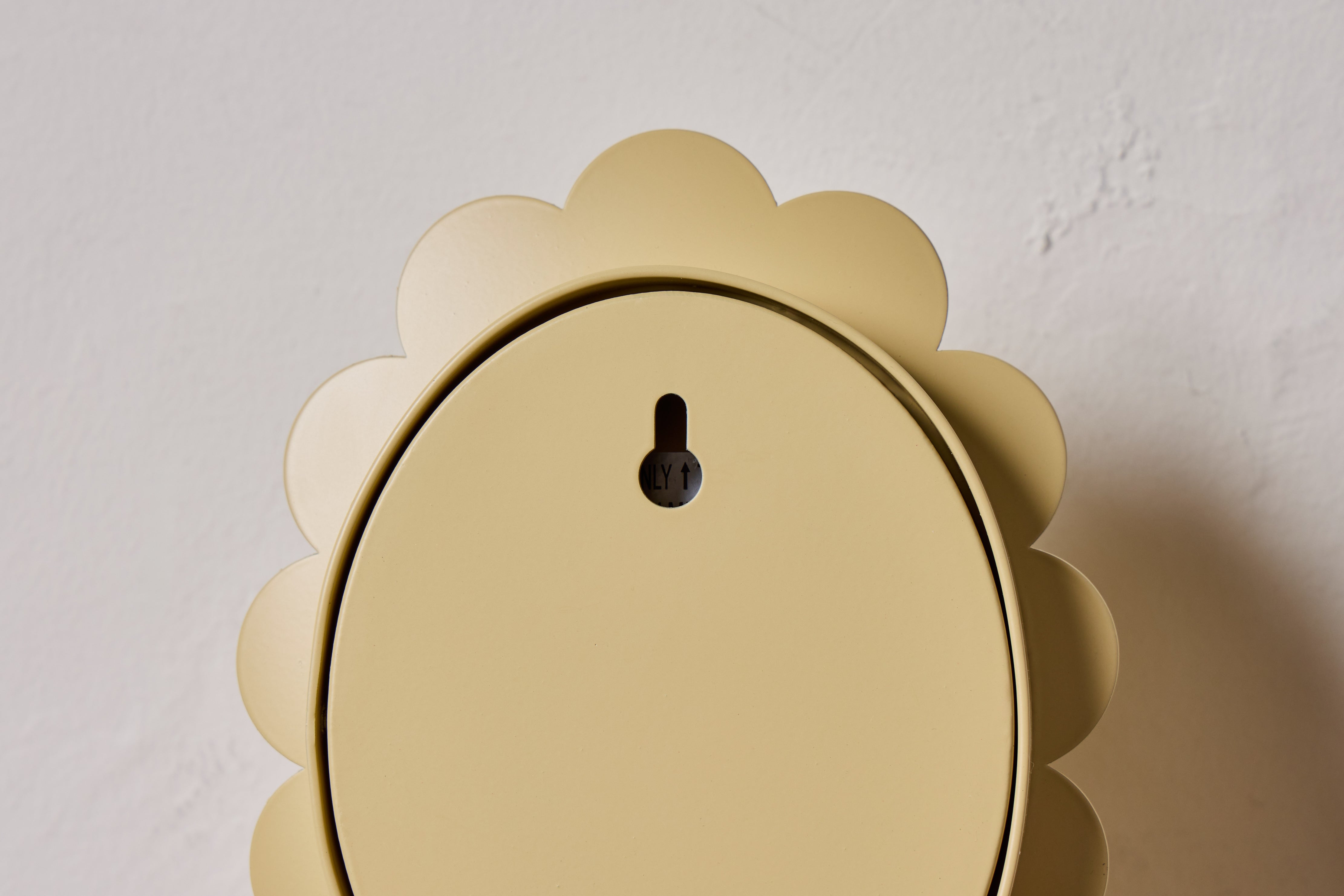 Scallop Sconce, Plug-In
