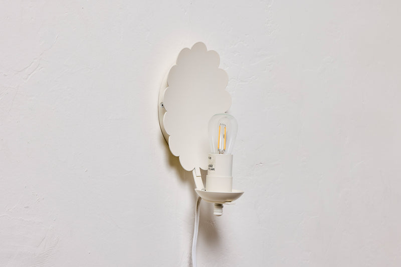 Scallop Sconce, Plug-In