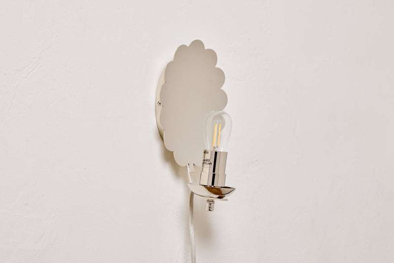 Scallop Sconce, Plug-In