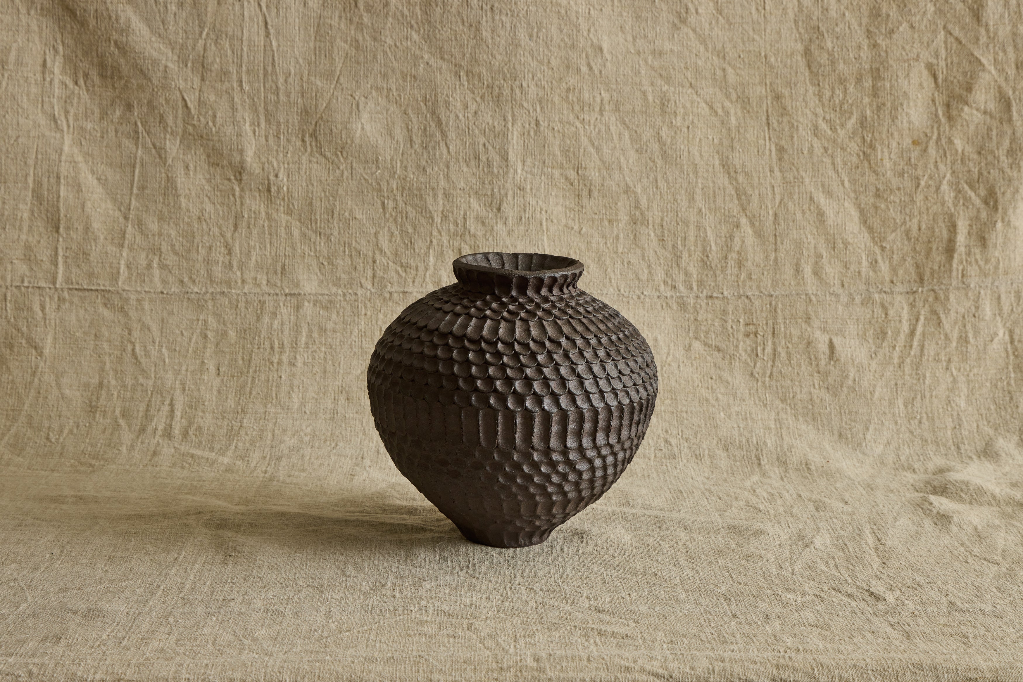 Katuk Vase, Medium