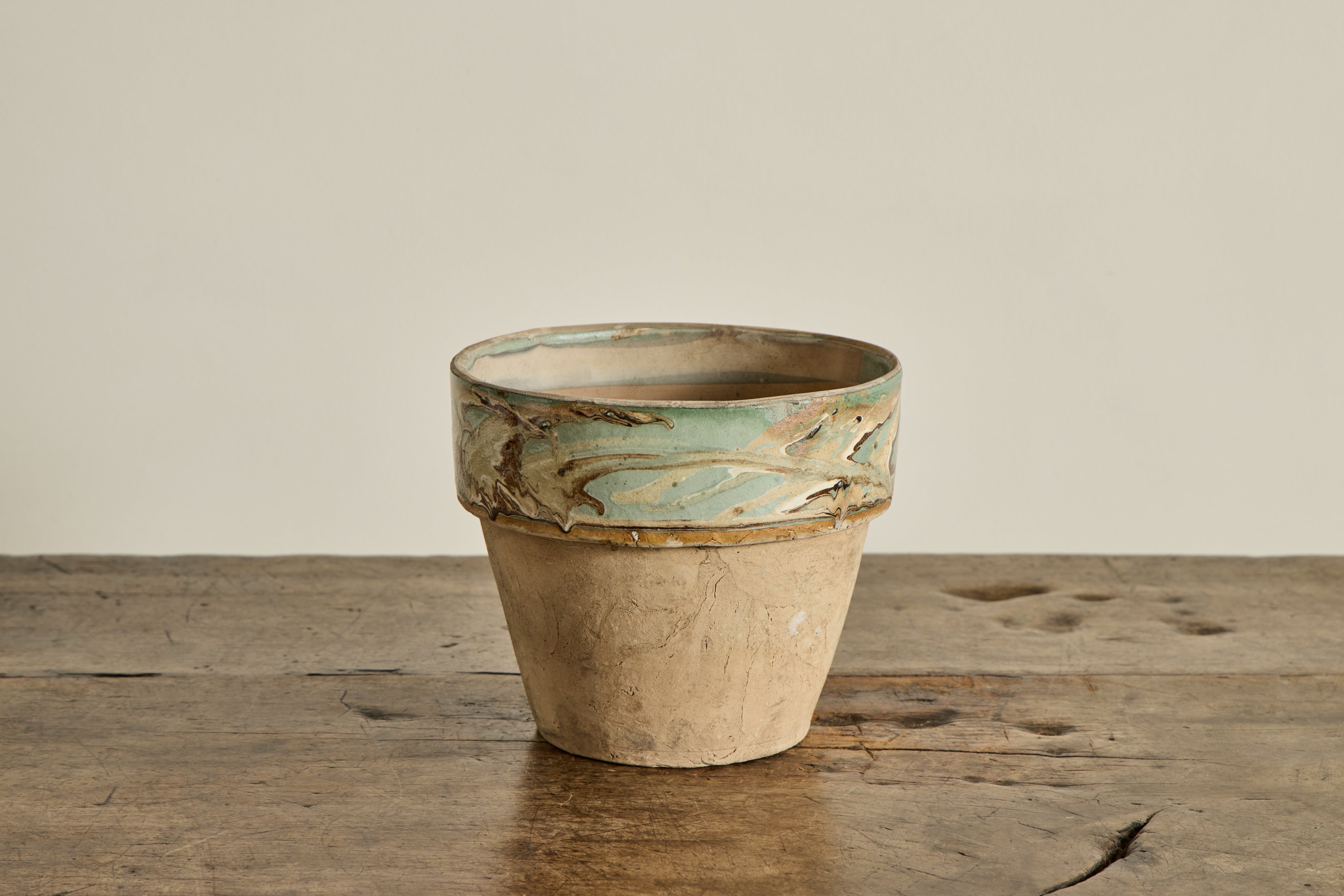 Hungarian Marbled Flower Pot