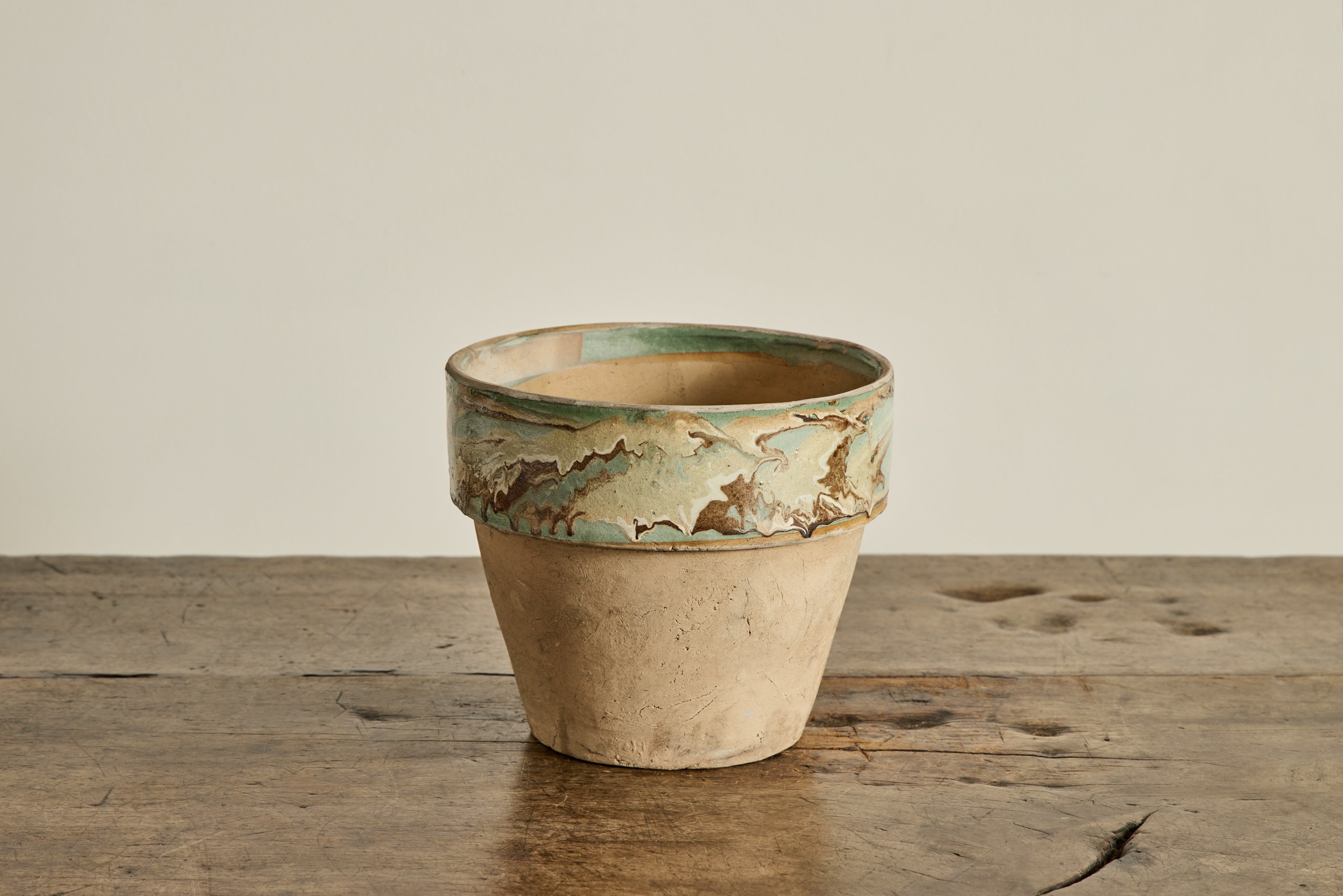 Hungarian Marbled Flower Pot