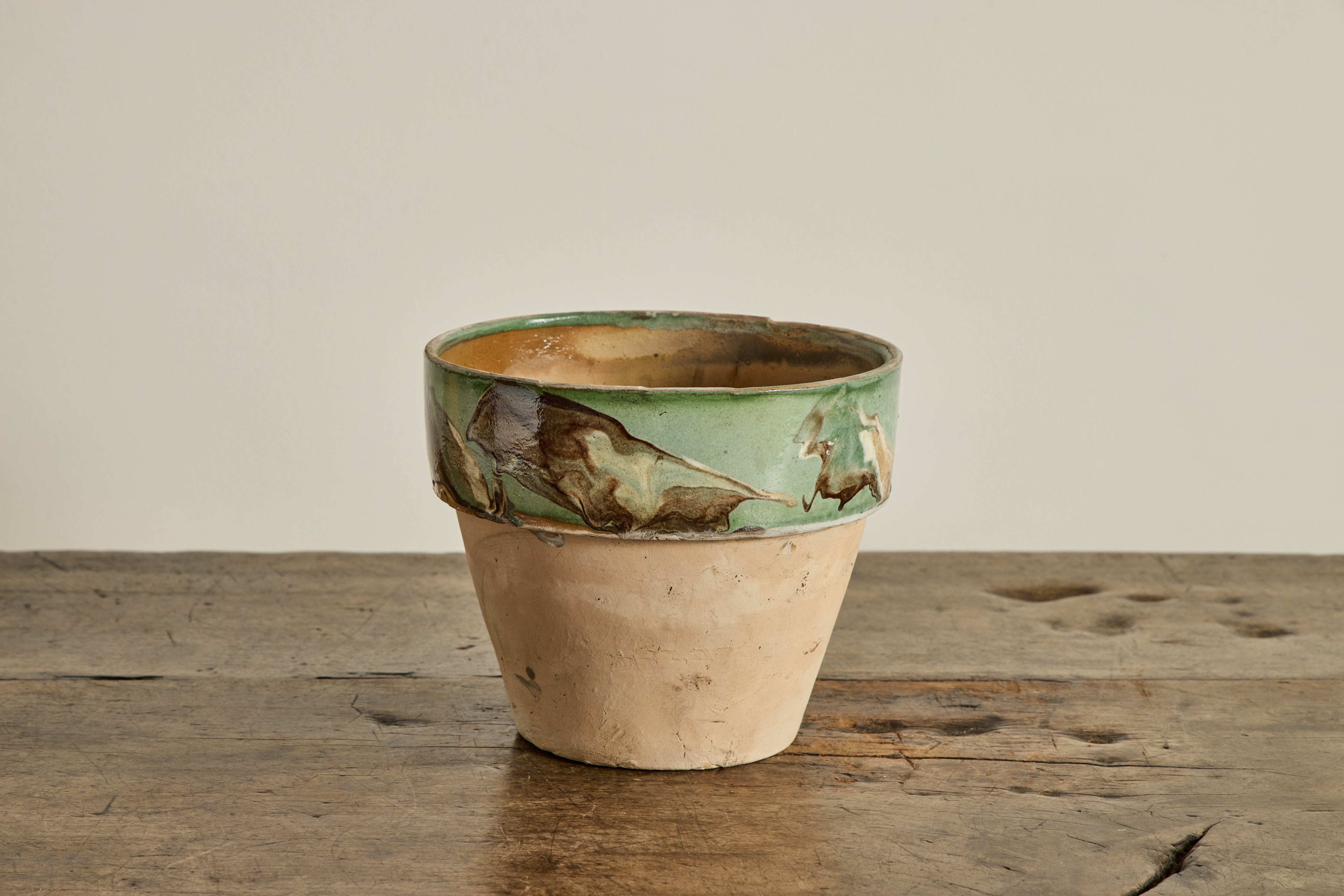 Hungarian Marbled Flower Pot