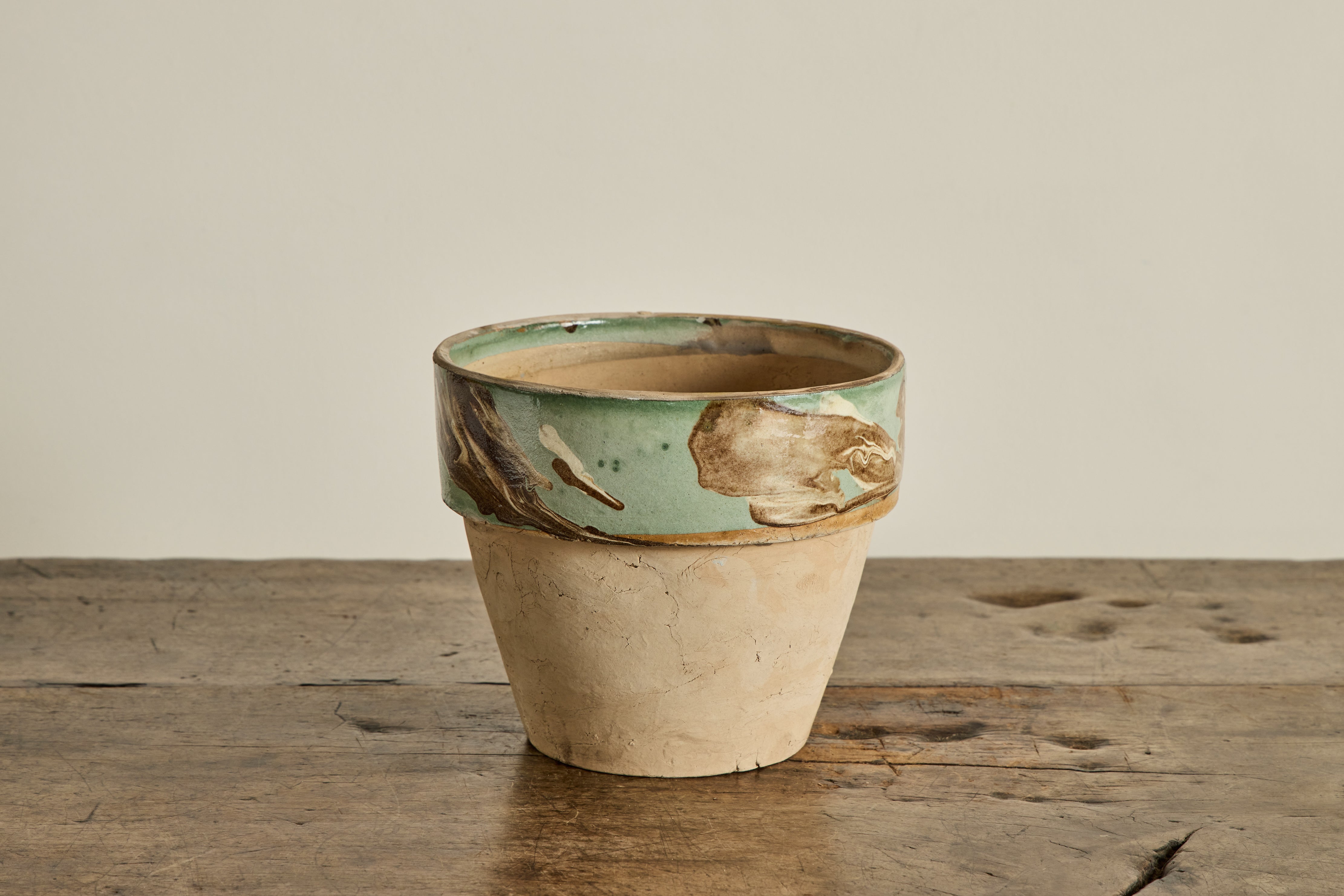 Hungarian Marbled Flower Pot