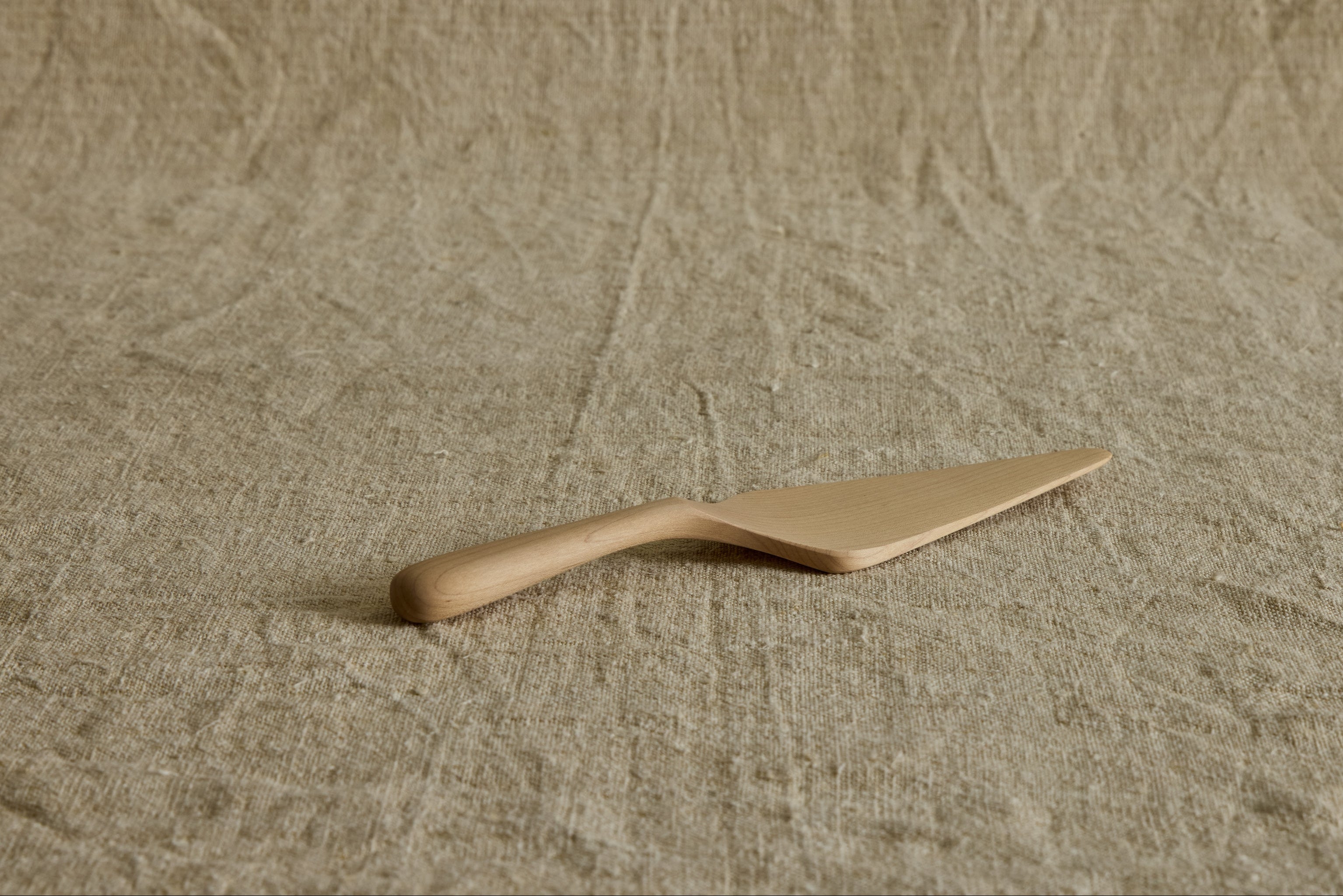 Maple Wood Cake Server, 10"