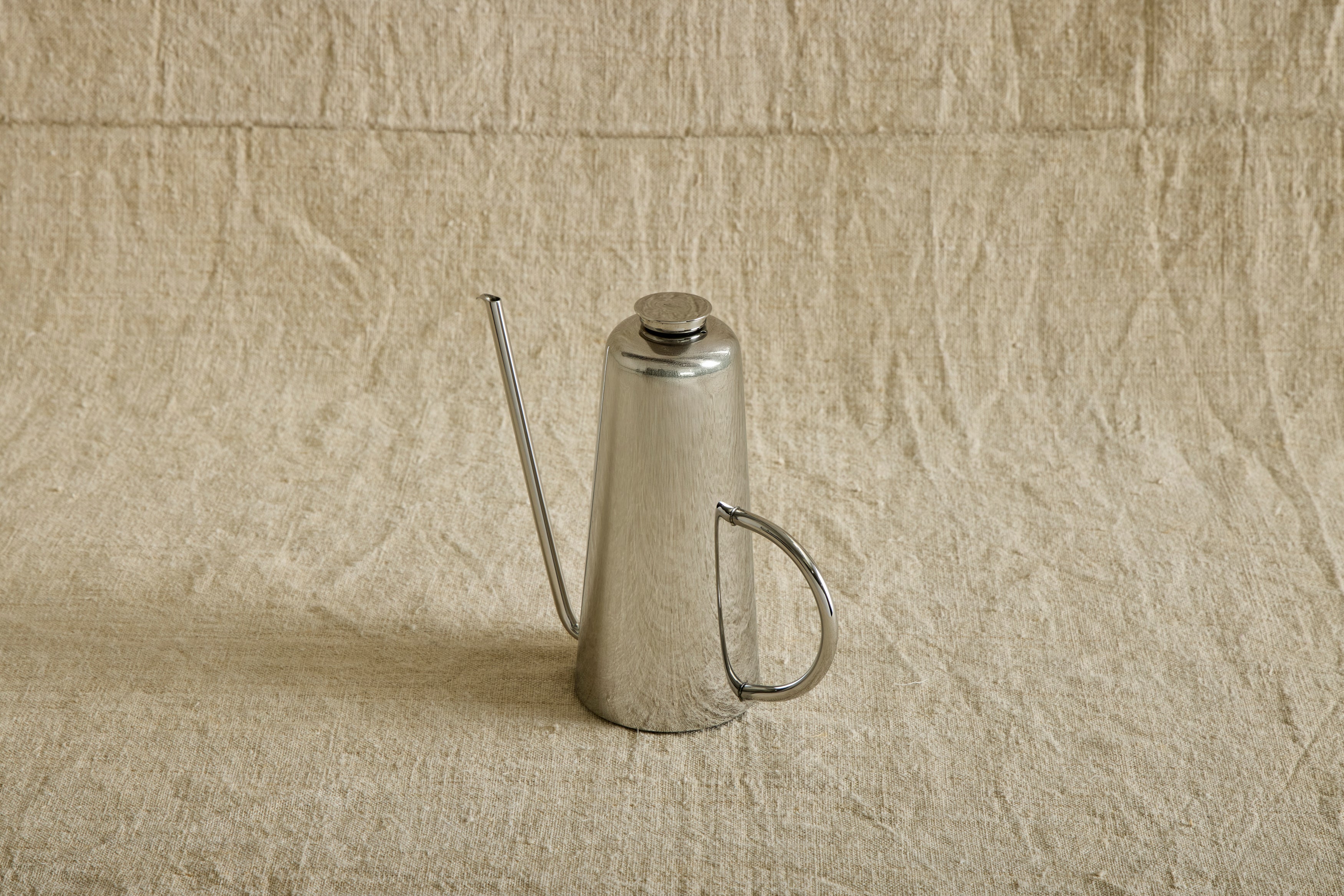 Dripless Oil Can