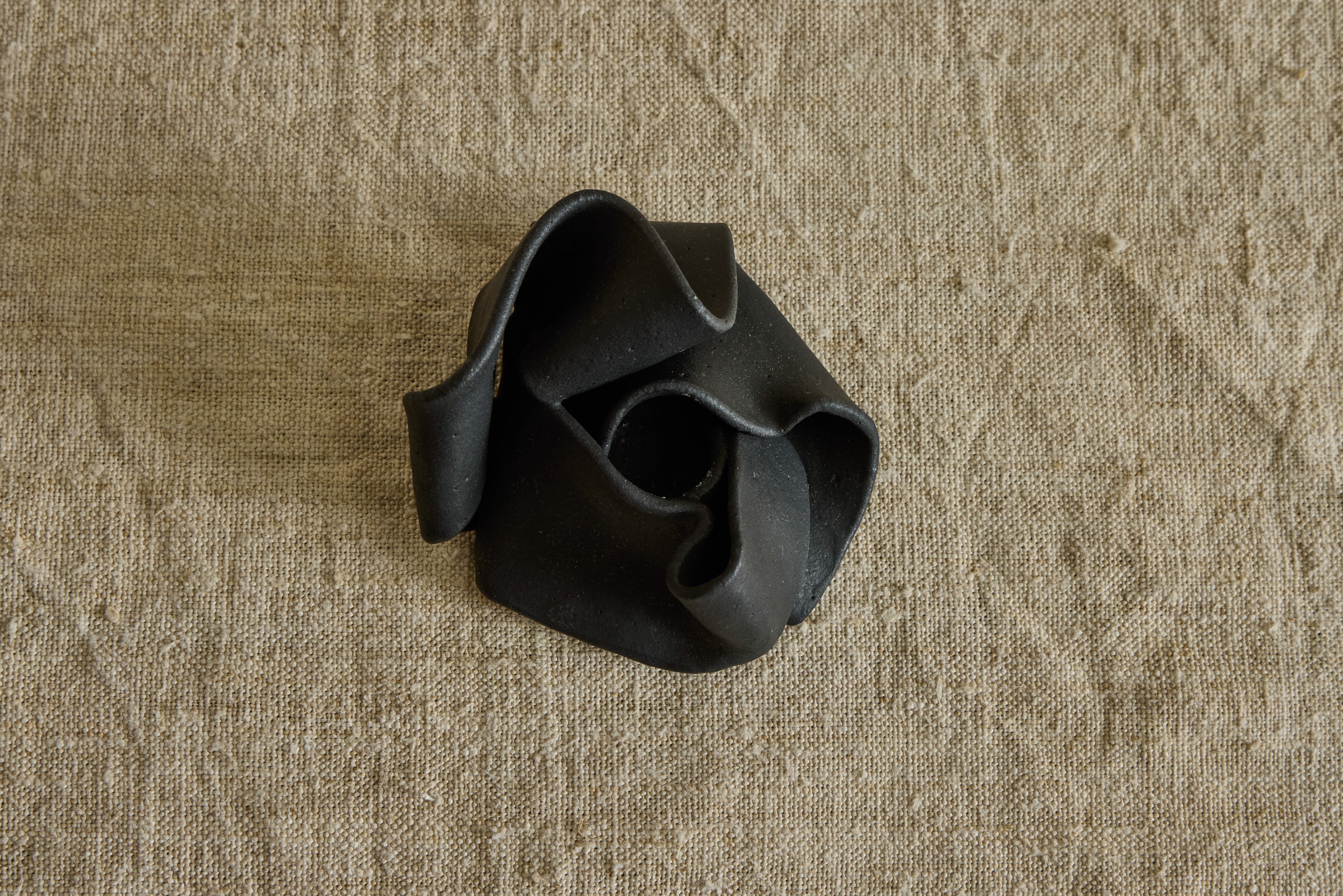 Knot Ceramic Candlestick Holder