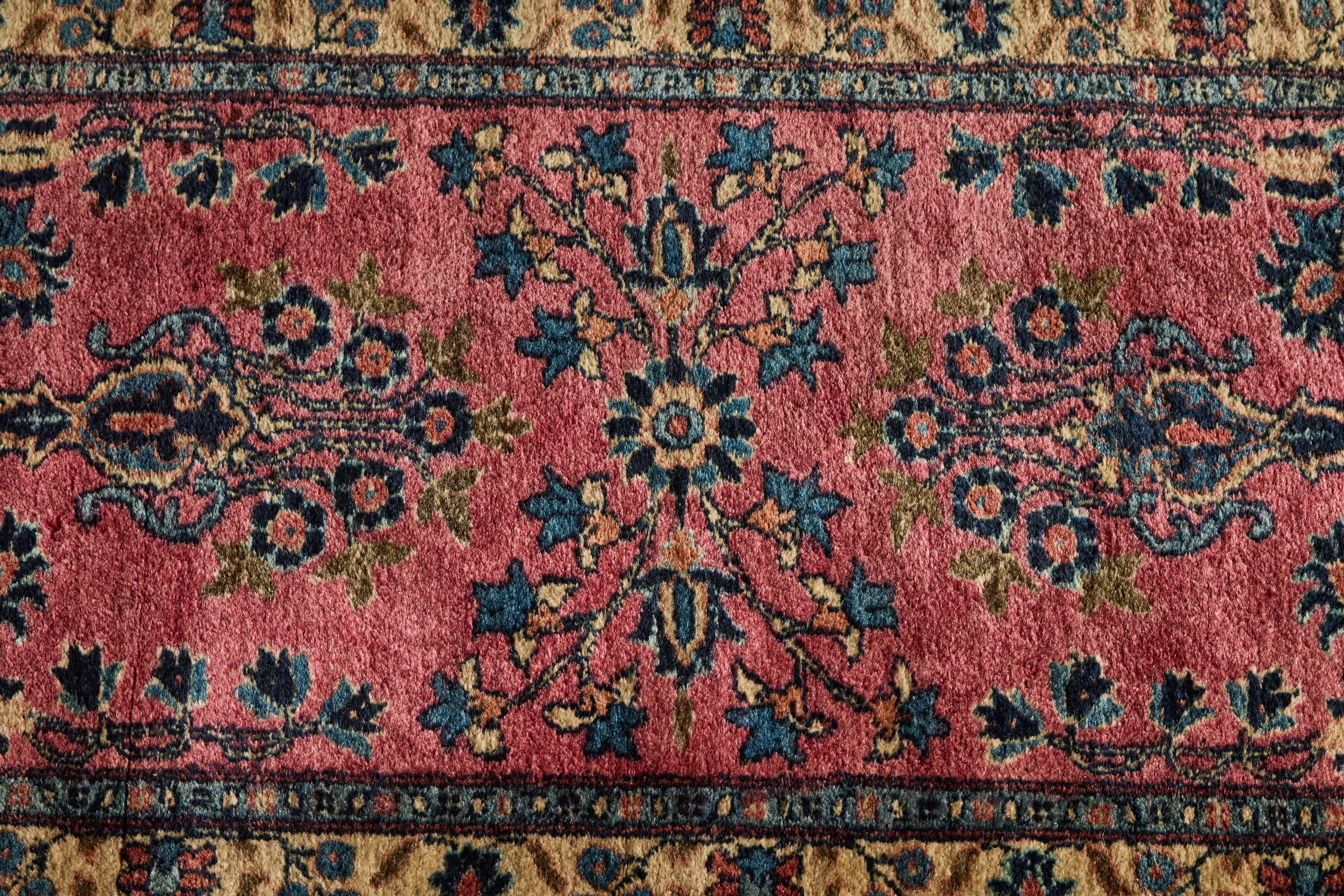 Persian Sarouk Scatter Rug 2' X 3'8