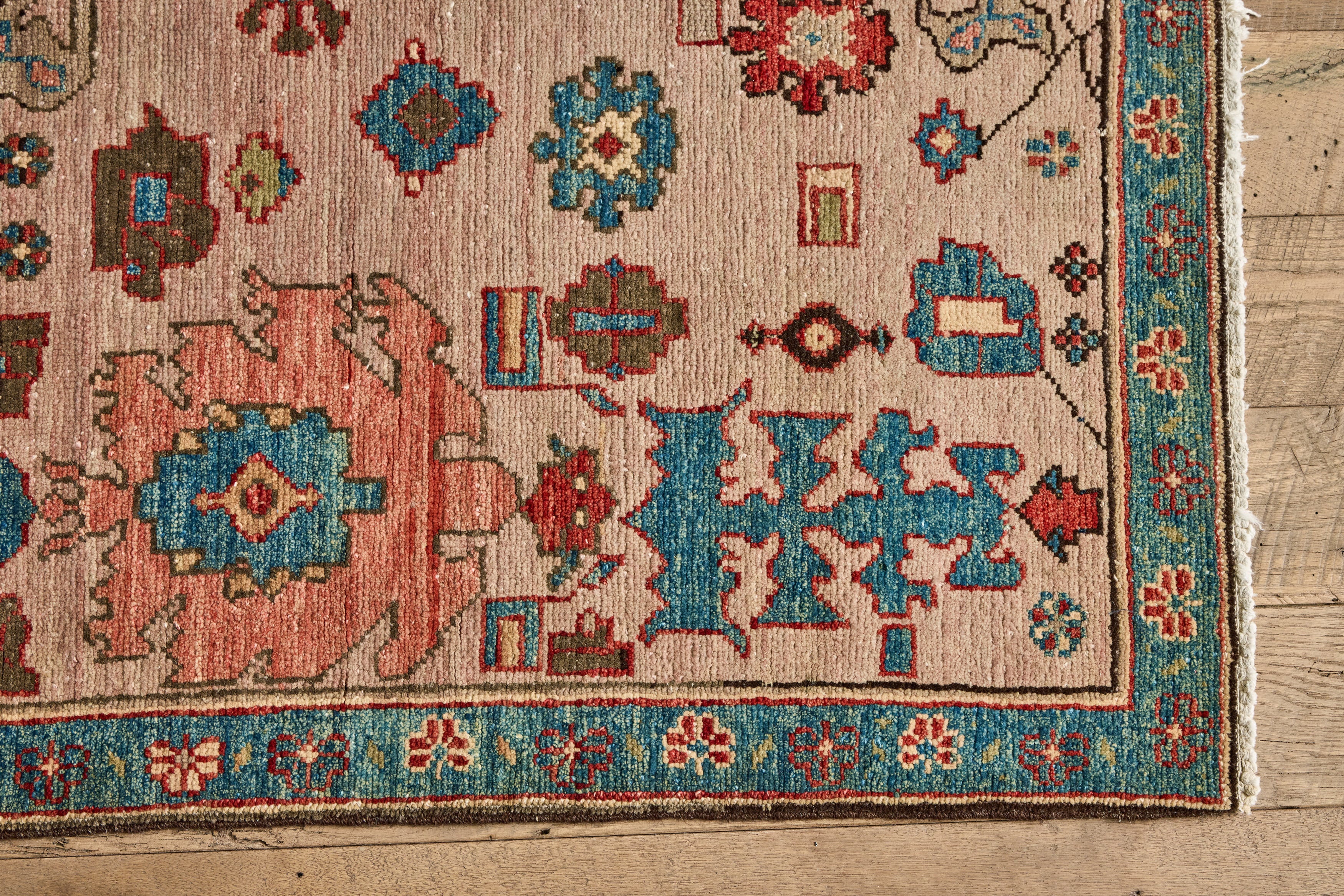 Blush & Blue Floral Heriz Rug 4'6 X 7'8