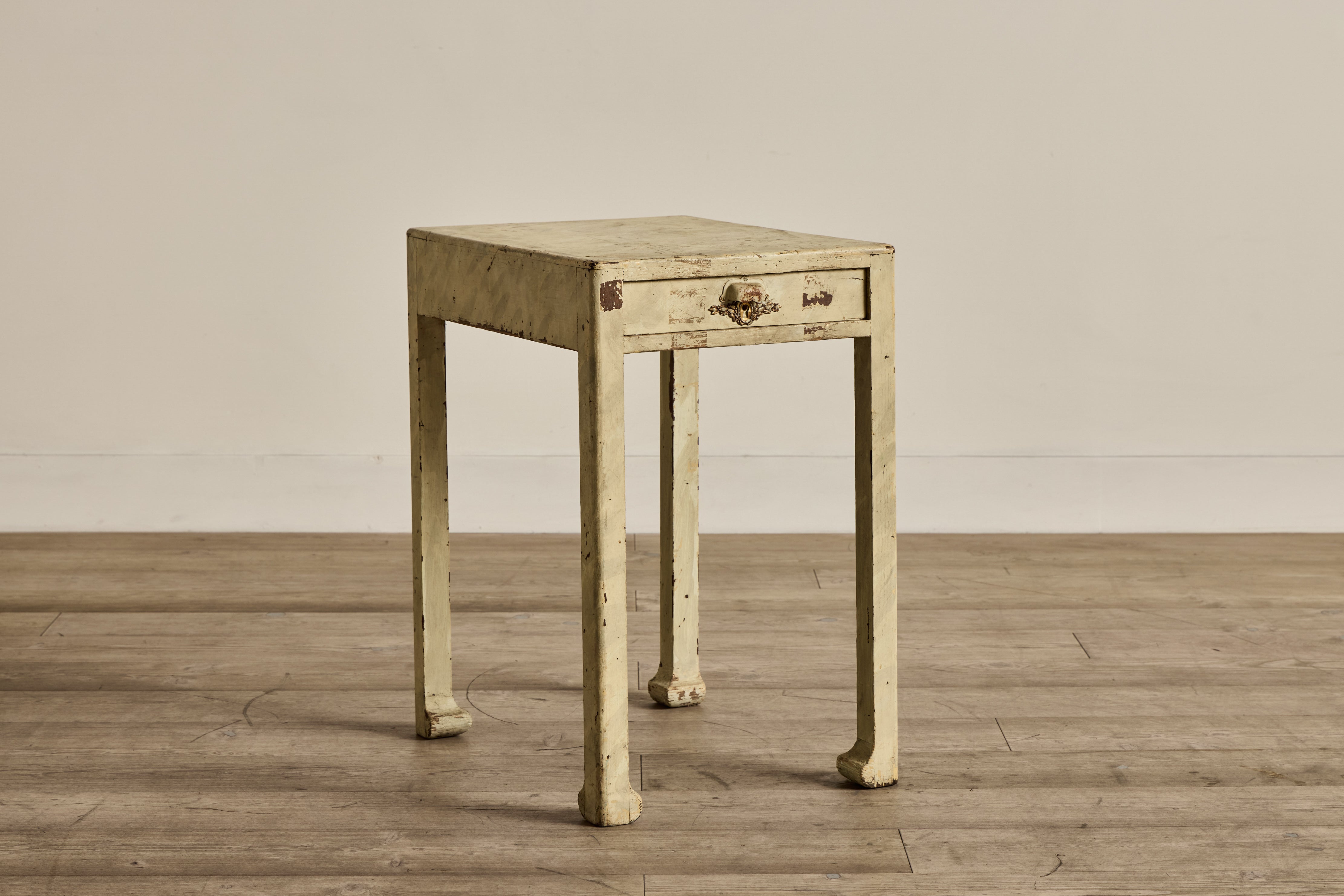 Atelier Martine Side Table