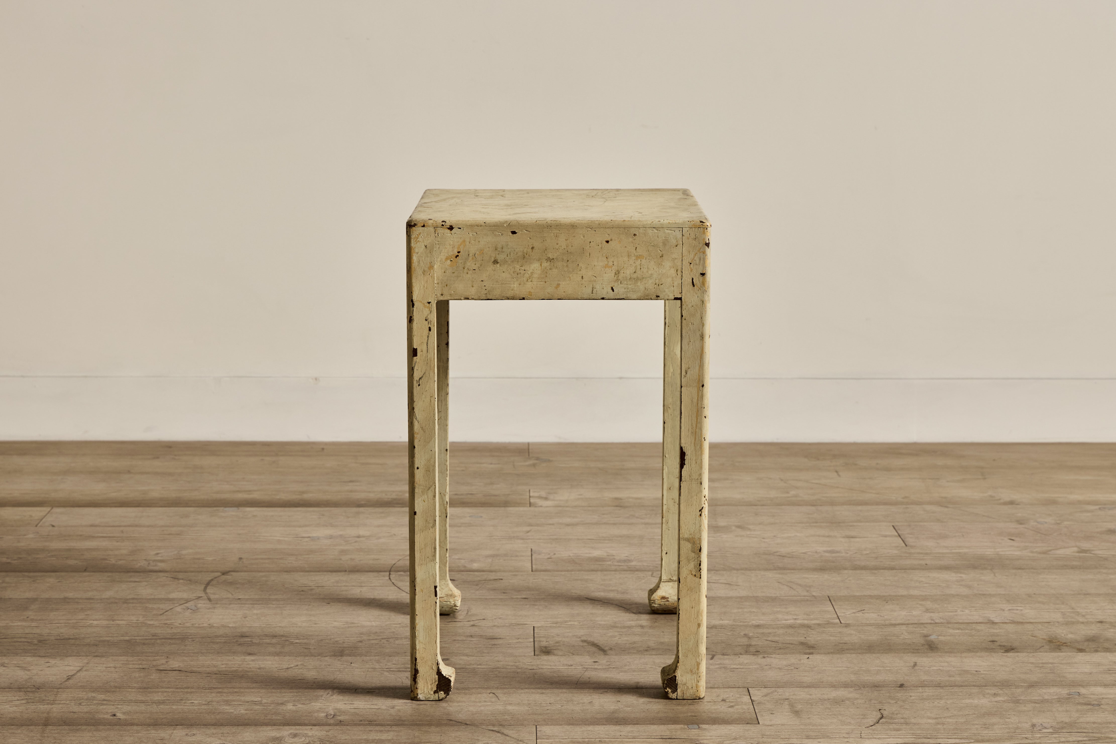 Atelier Martine Side Table