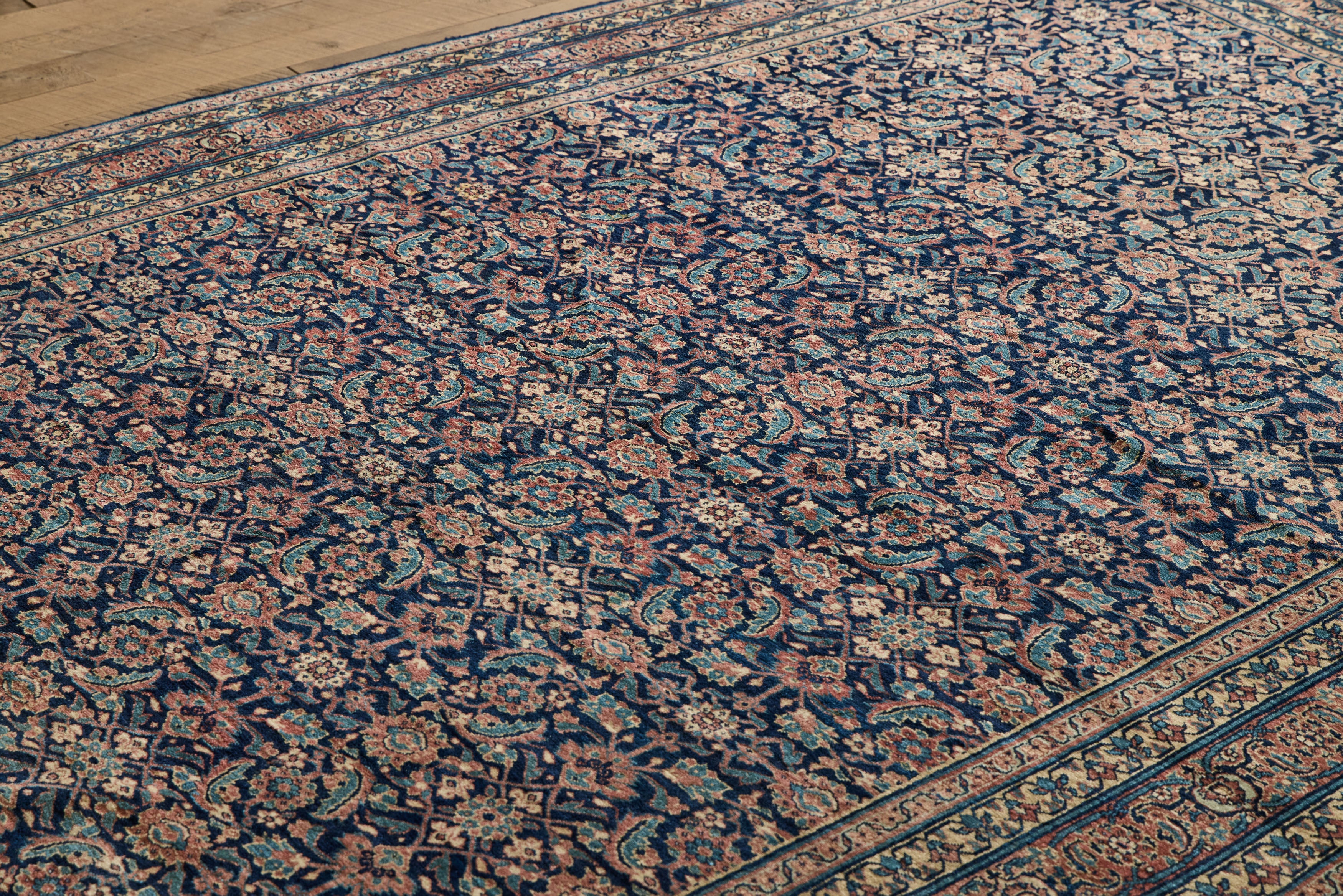 Blue Floral Mahal Rug  7'10 X 11'10
