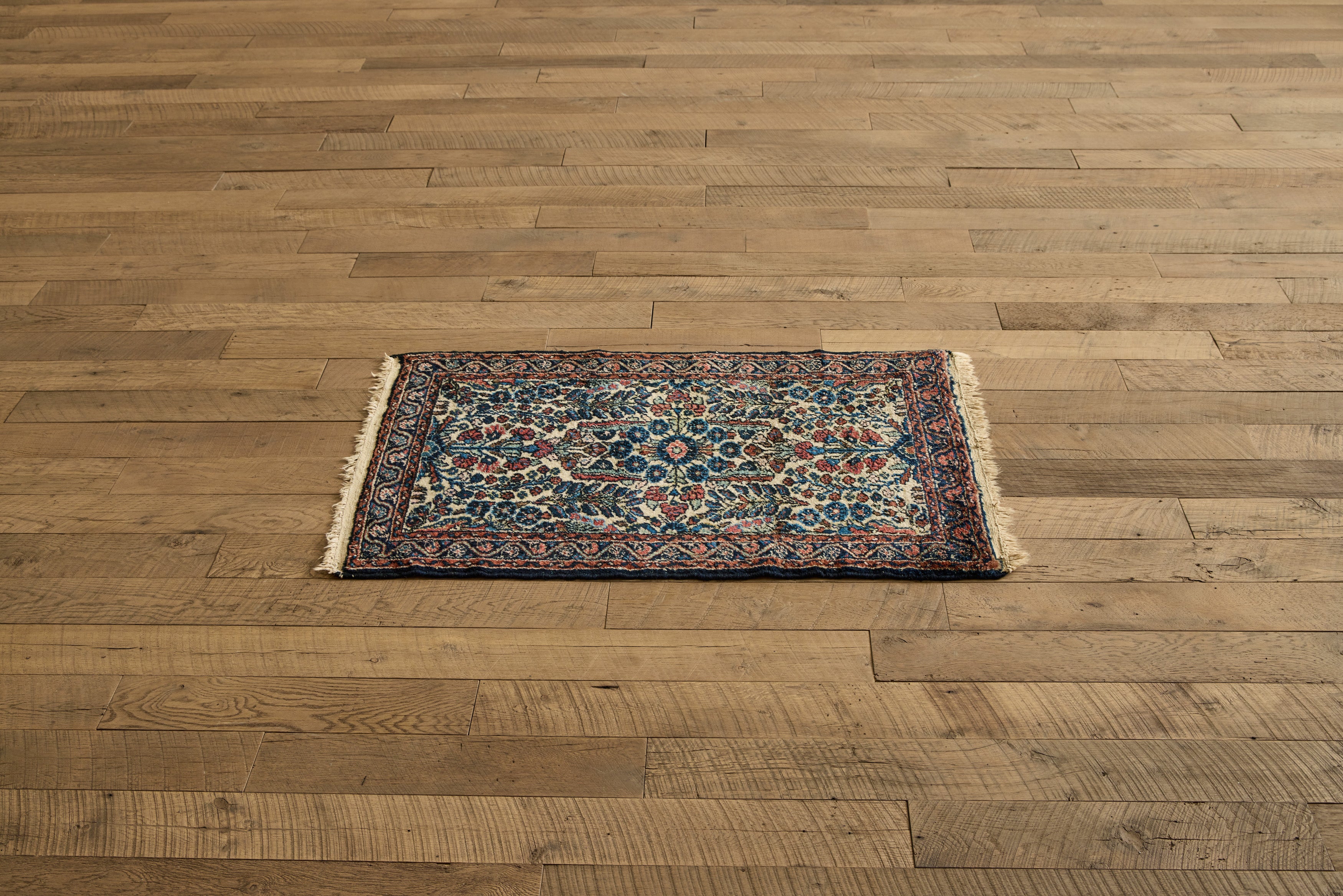 Persian Dargazin Scatter Rug 2'7 x 4'2