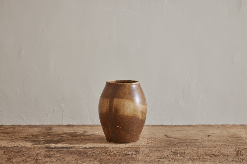 Totem Home, Root Vase