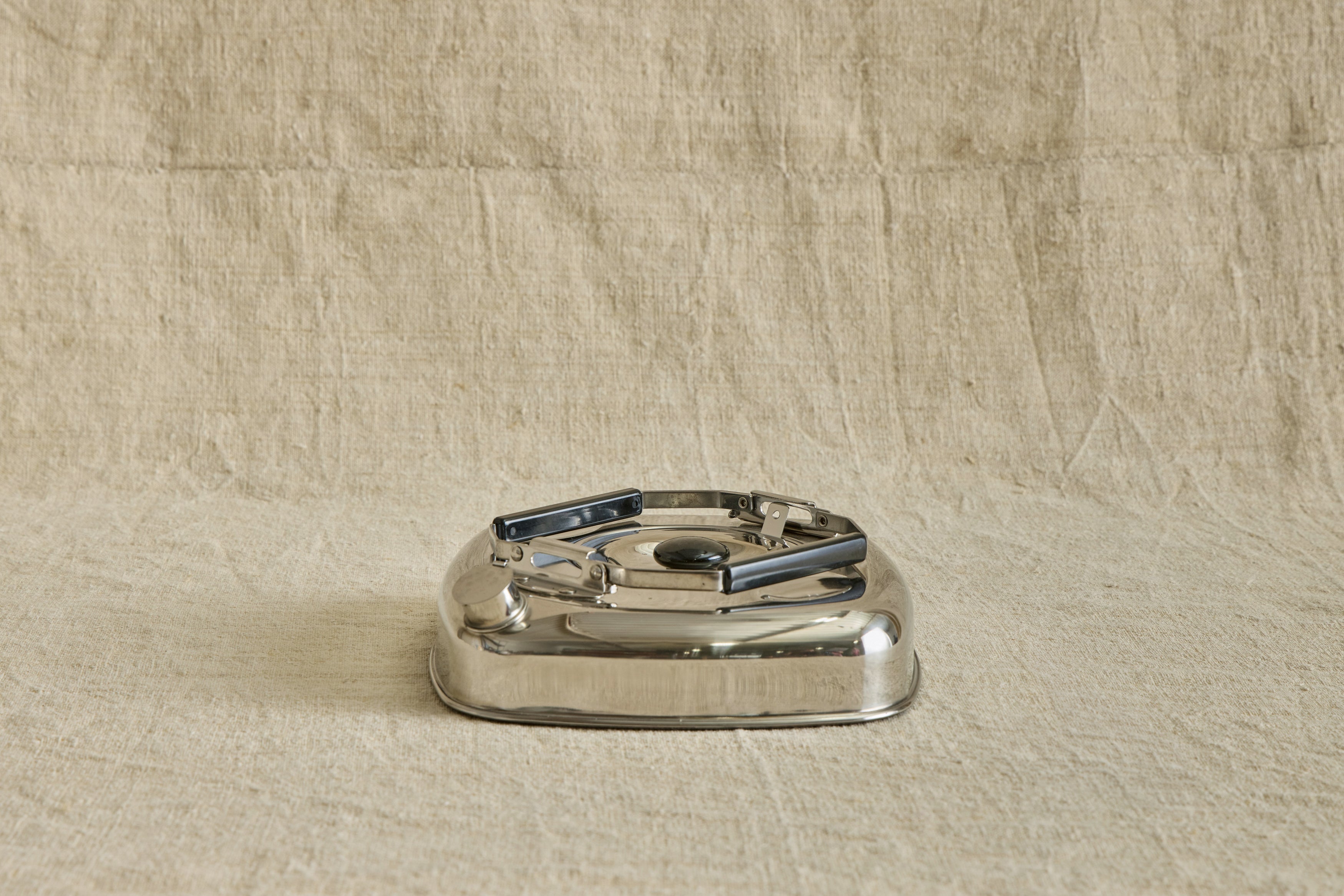 Japanese Cube Kettle with Strainer