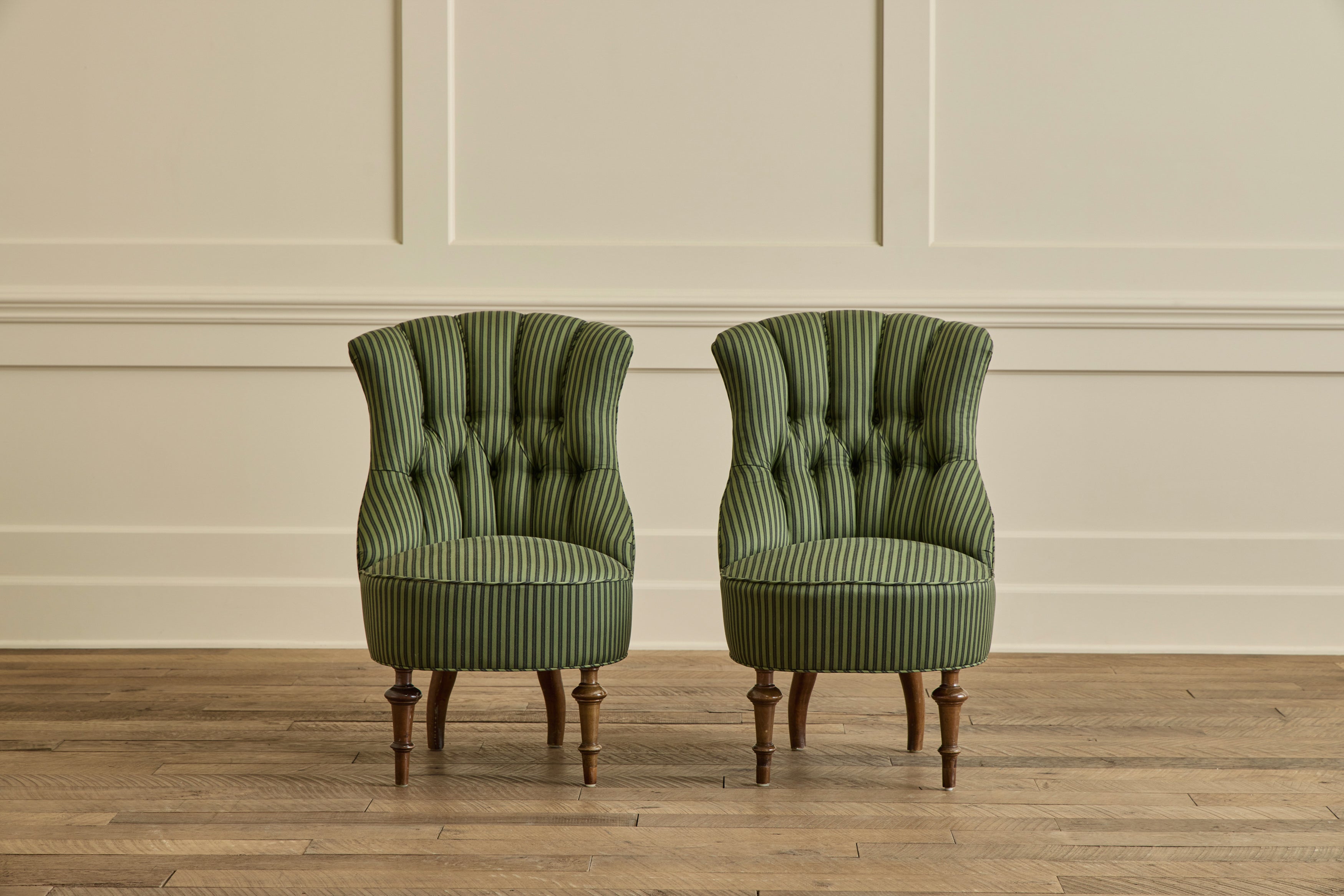 VTG PAIR OF SWEDISH SLIPPER CHAIRS