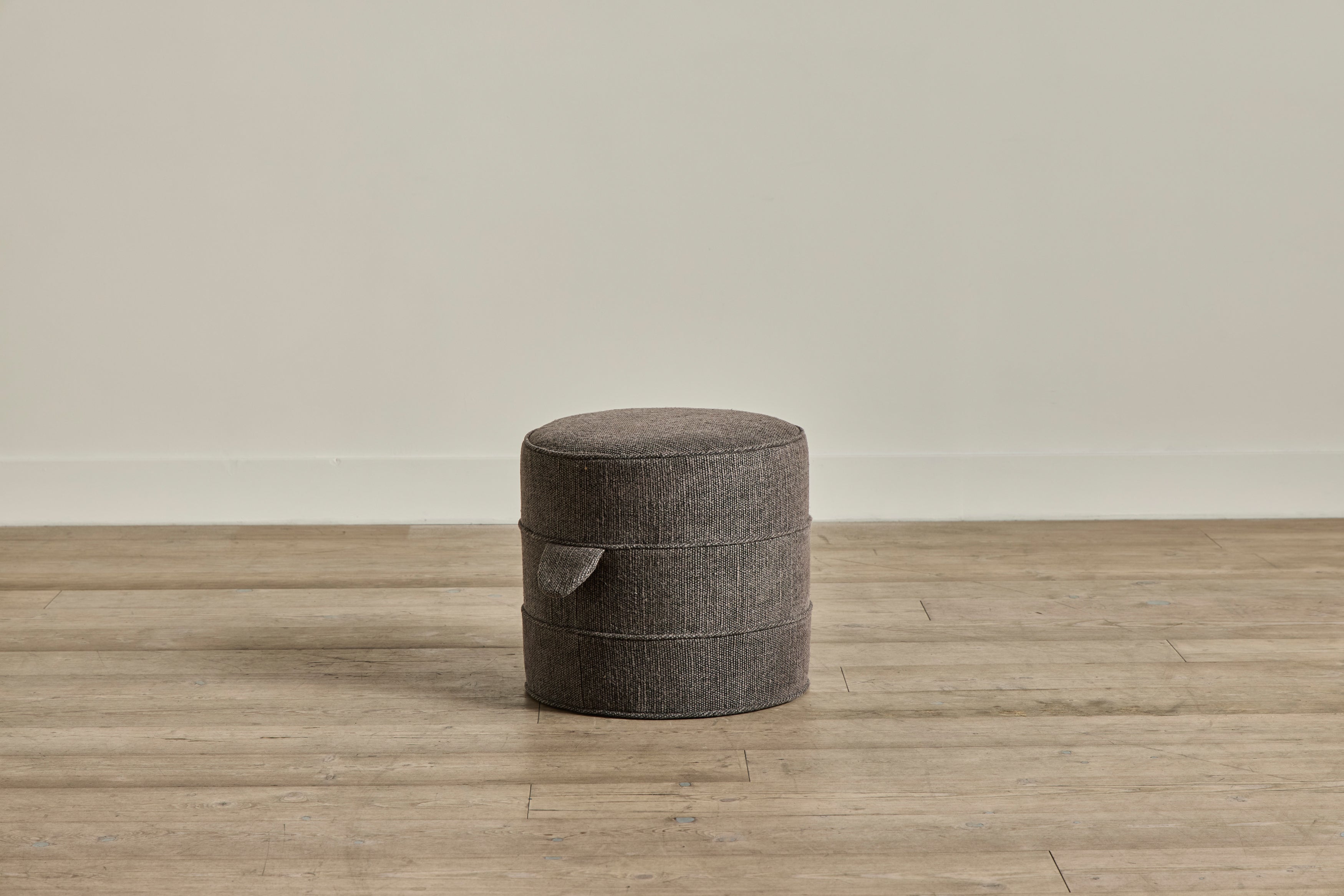 Round Hassock, 17"