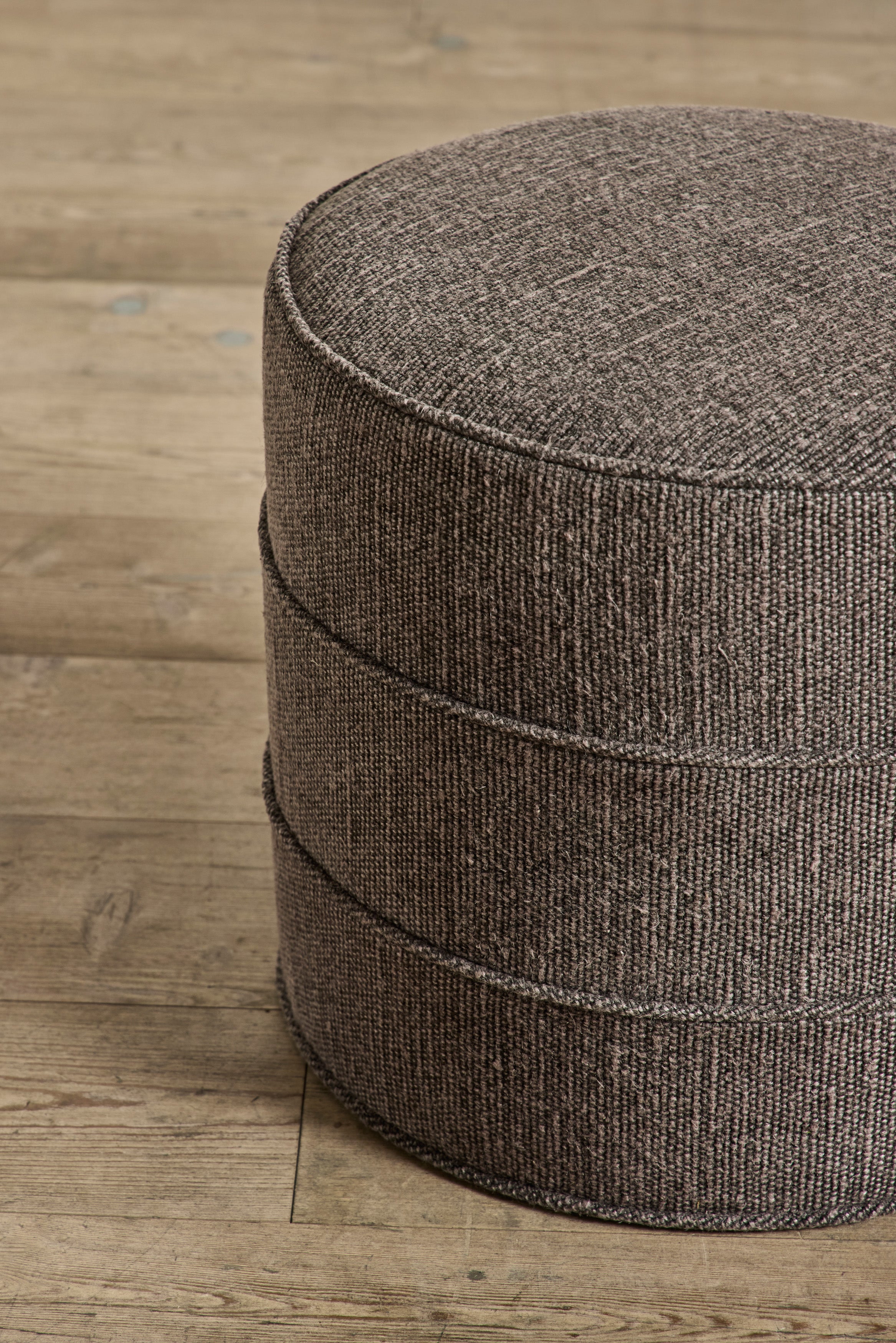 Round Hassock, 17"