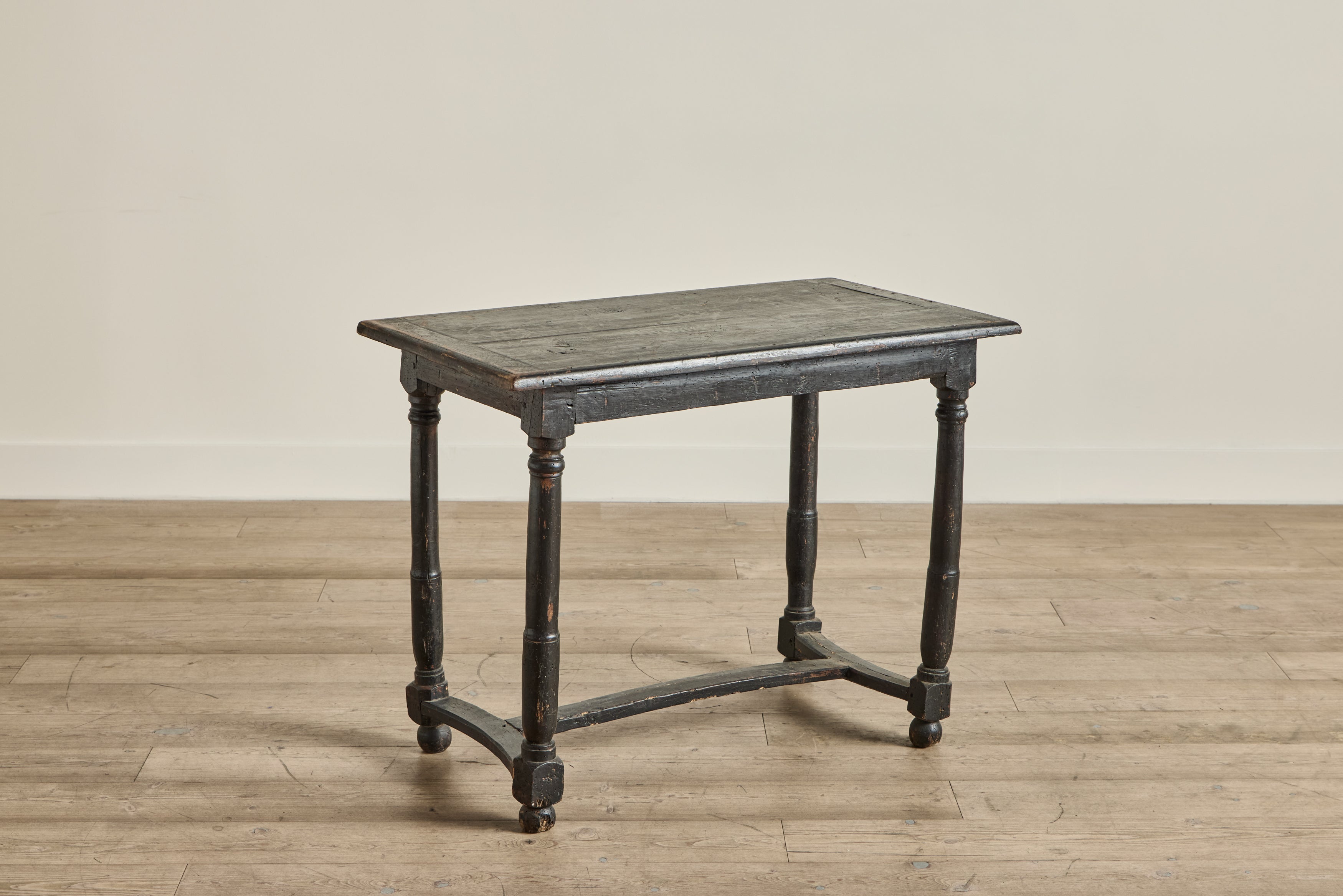 Louis XIII Black Painted Table