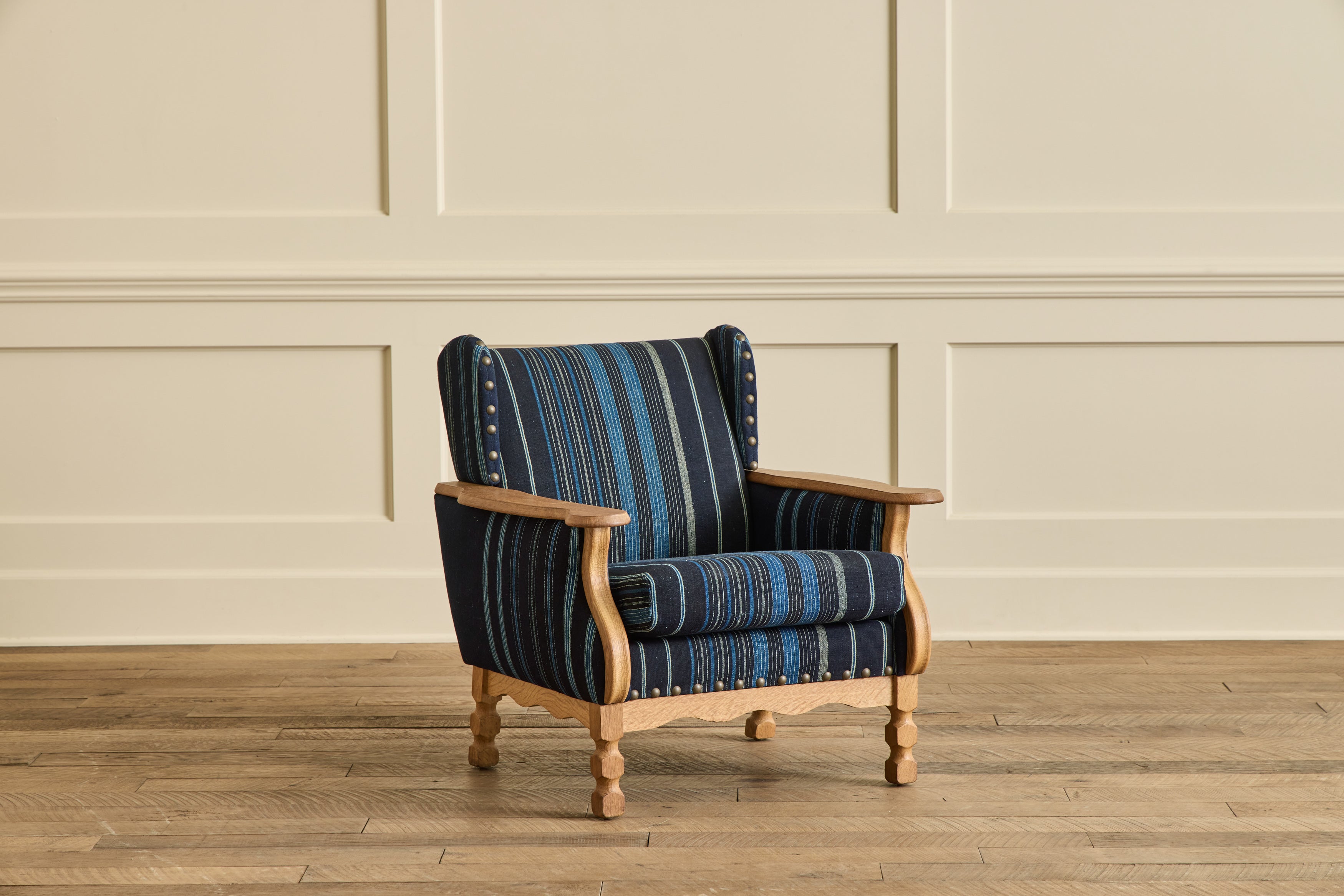 VTG KJAERNULF ARM CHAIR